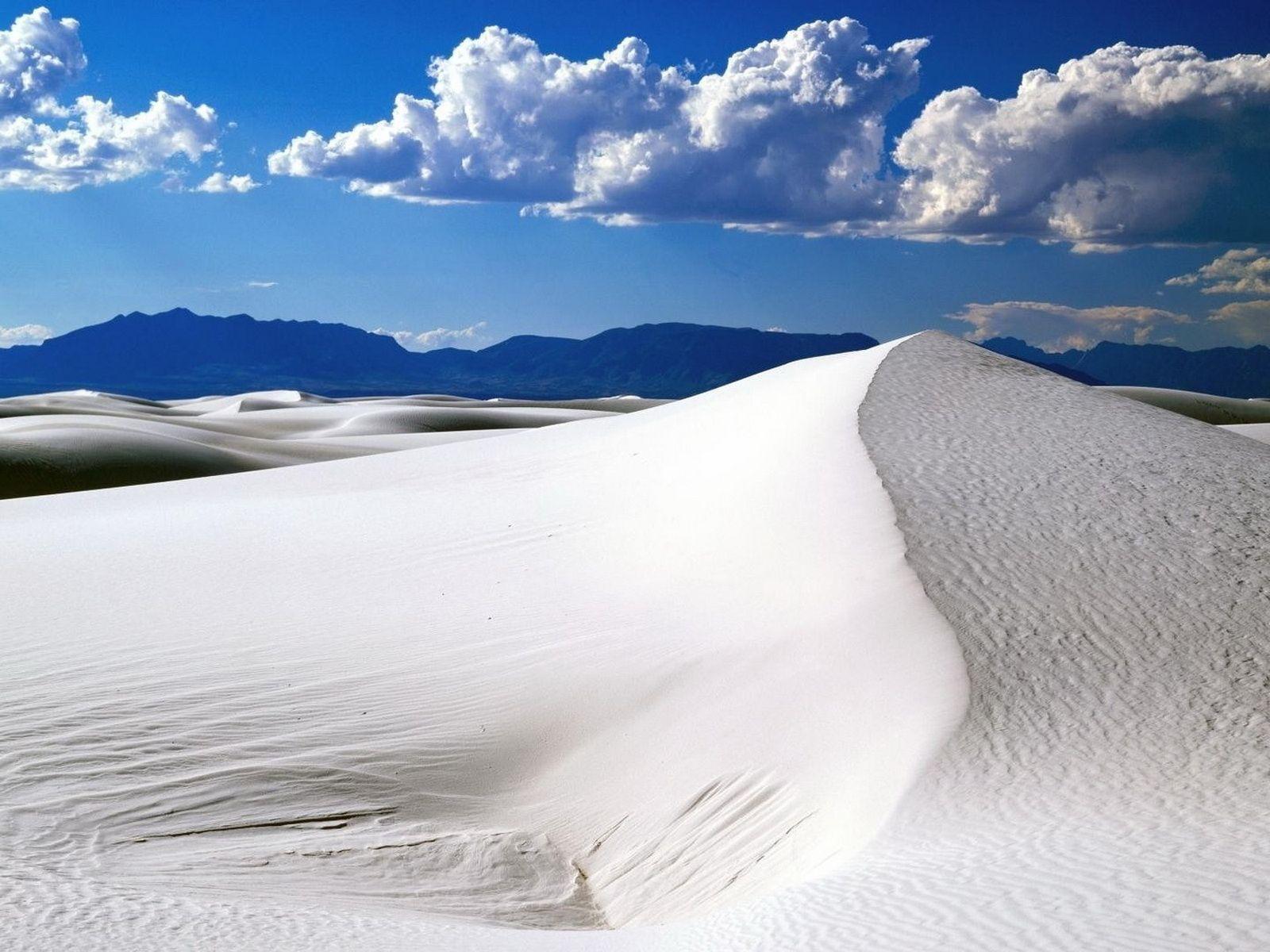 1600x1200 Wallpaper in blog*: White Desert HD Wallpaper
