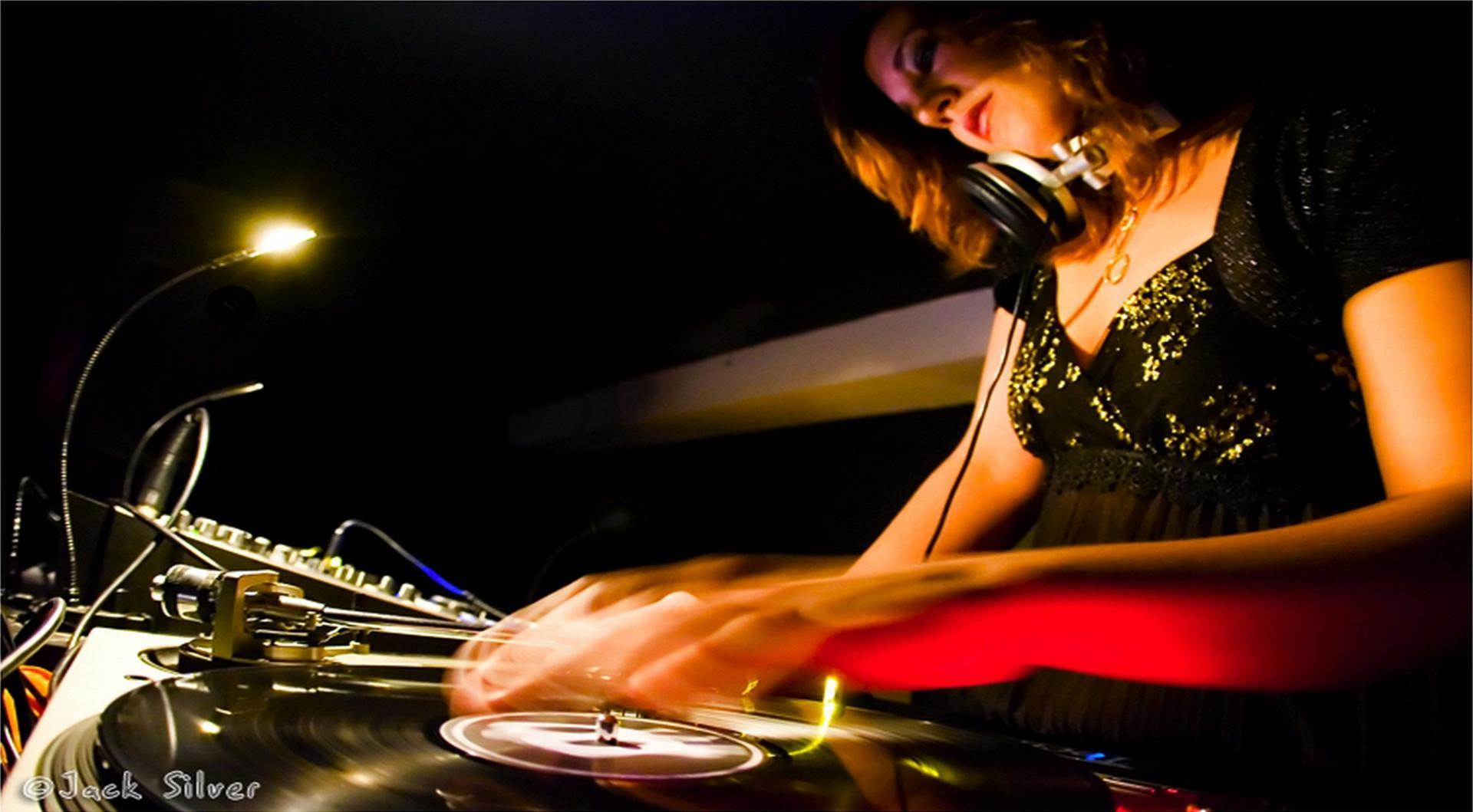 1920x1059 Id 1391666802) V.2.4 Wallpaper, Girl DJ