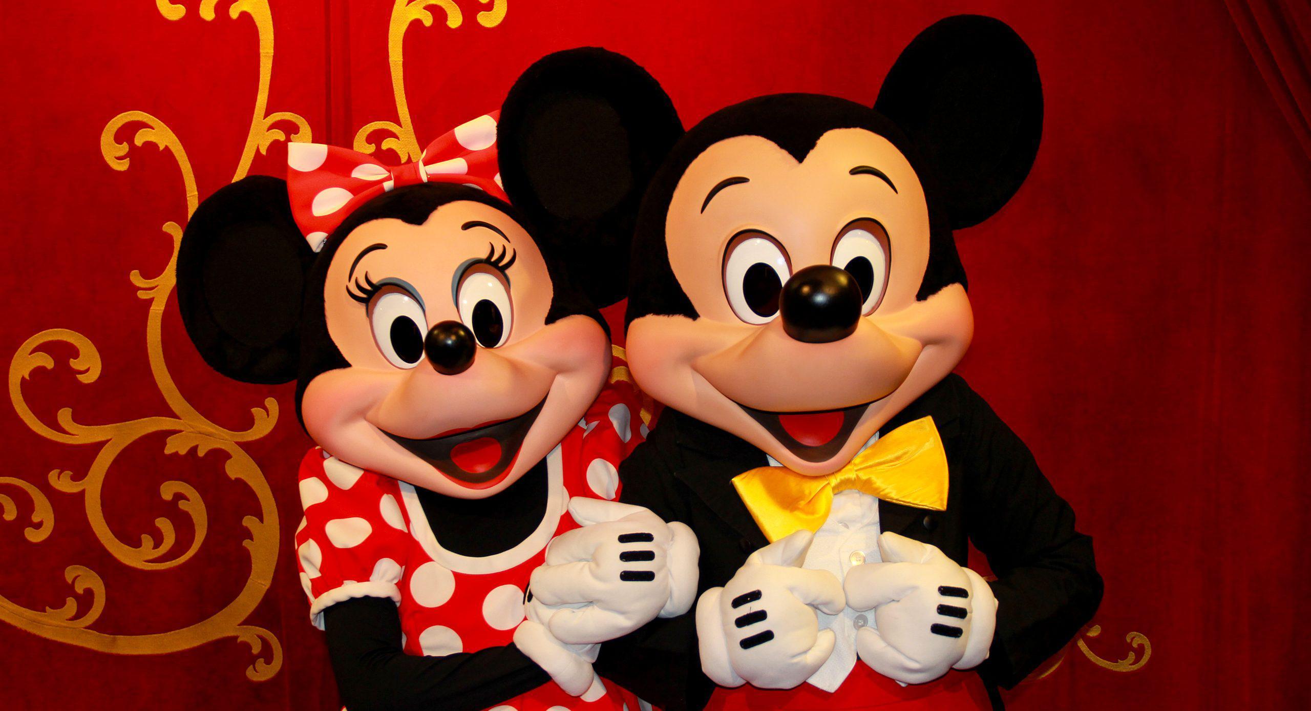 2560x1388 Mickey & Minnie Wallpaper HD 2018 for Android