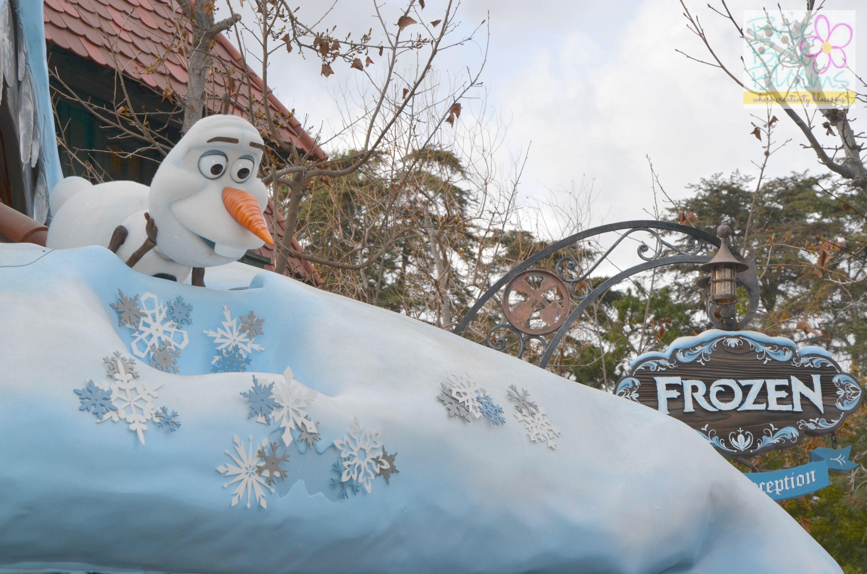 3329x2205 Olaf Wallpaper HD