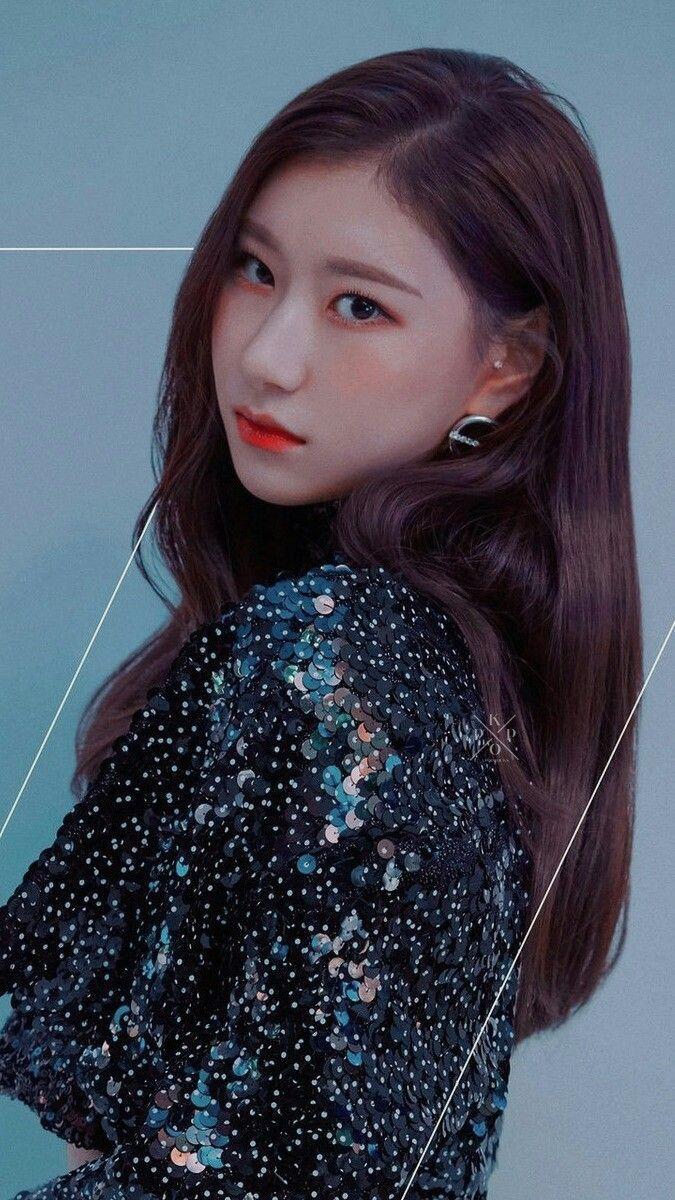 675x1200 Chaeryoung Wallpaper #Itzy #Chaeryeong #itzywallpaper. Vixx