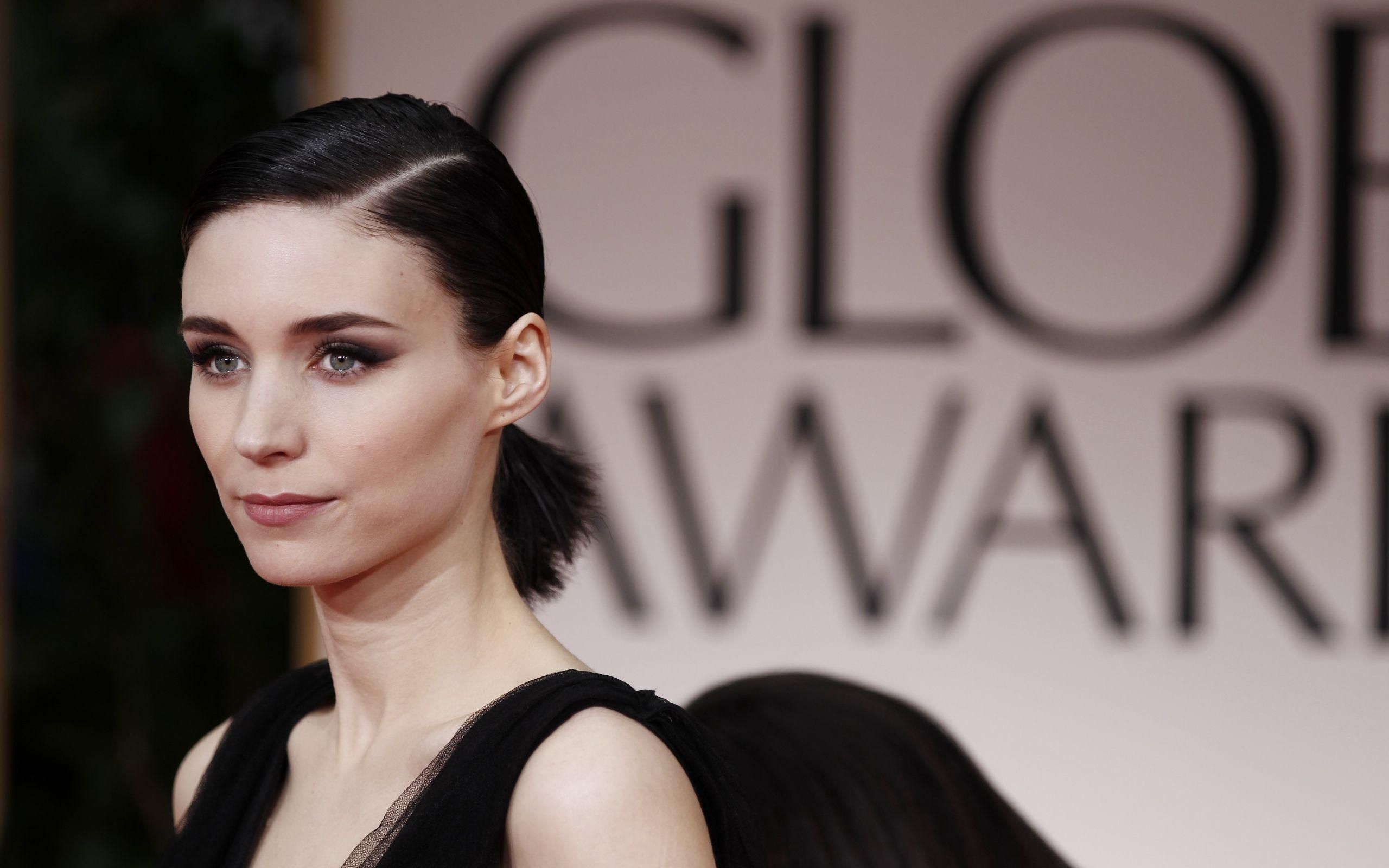 2560x1600 Rooney Mara Wallpaper