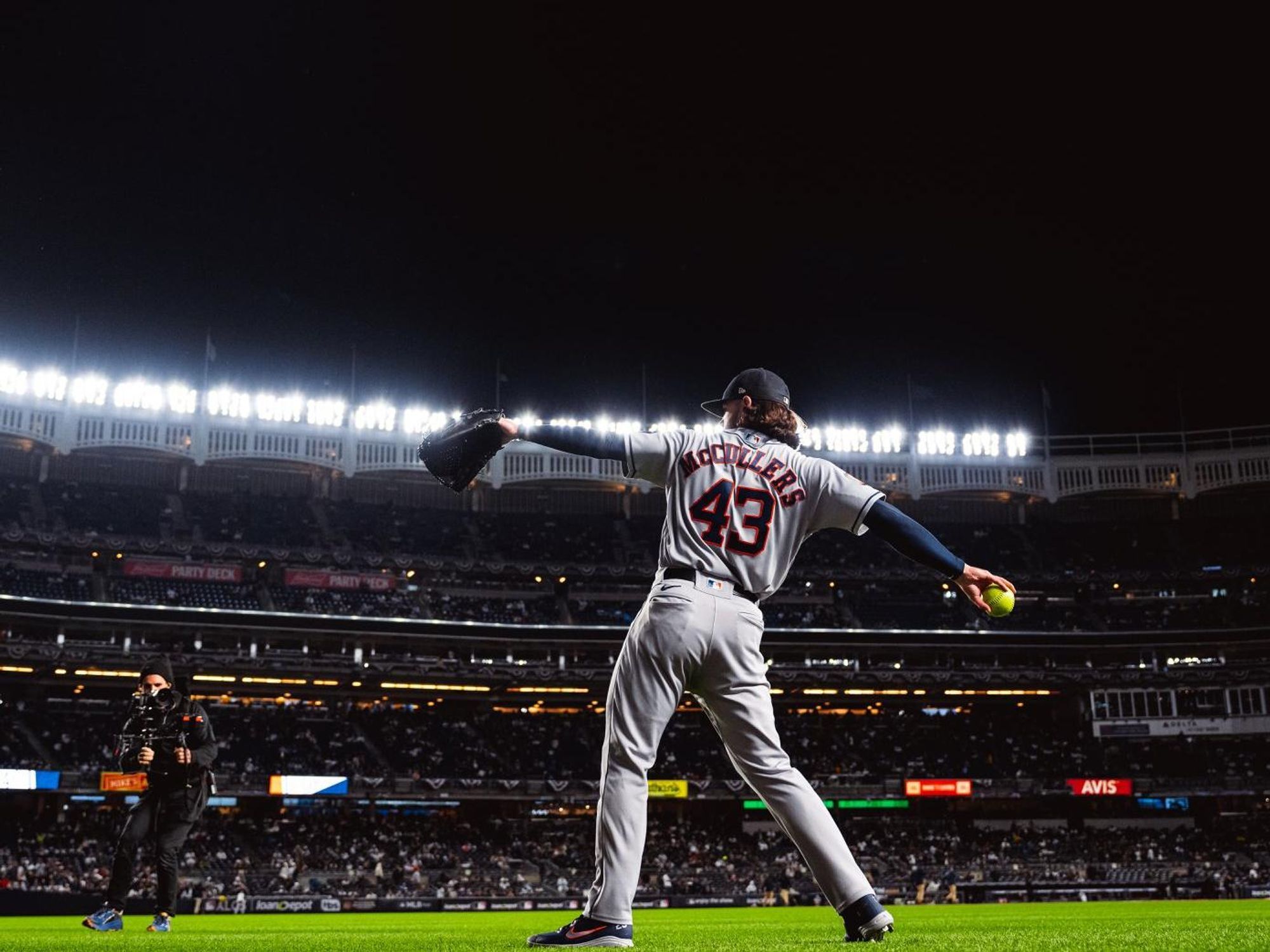 2000x1500 Houston Astros Ace Lance McCullers, Jr. Declares H Town Love With Battle Cry Every Houstonian Should Adopt