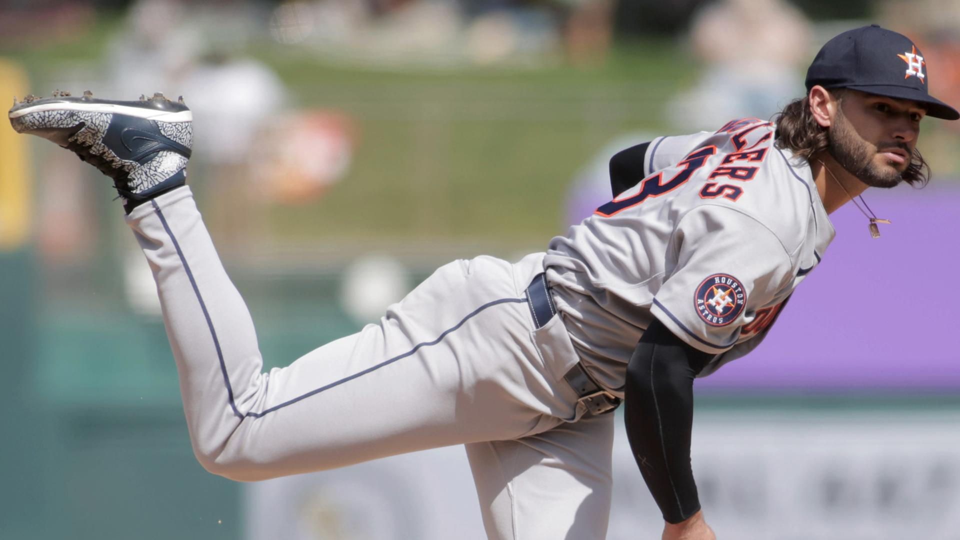 1920x1080 Report: Brewers acquire McCullers in depth move