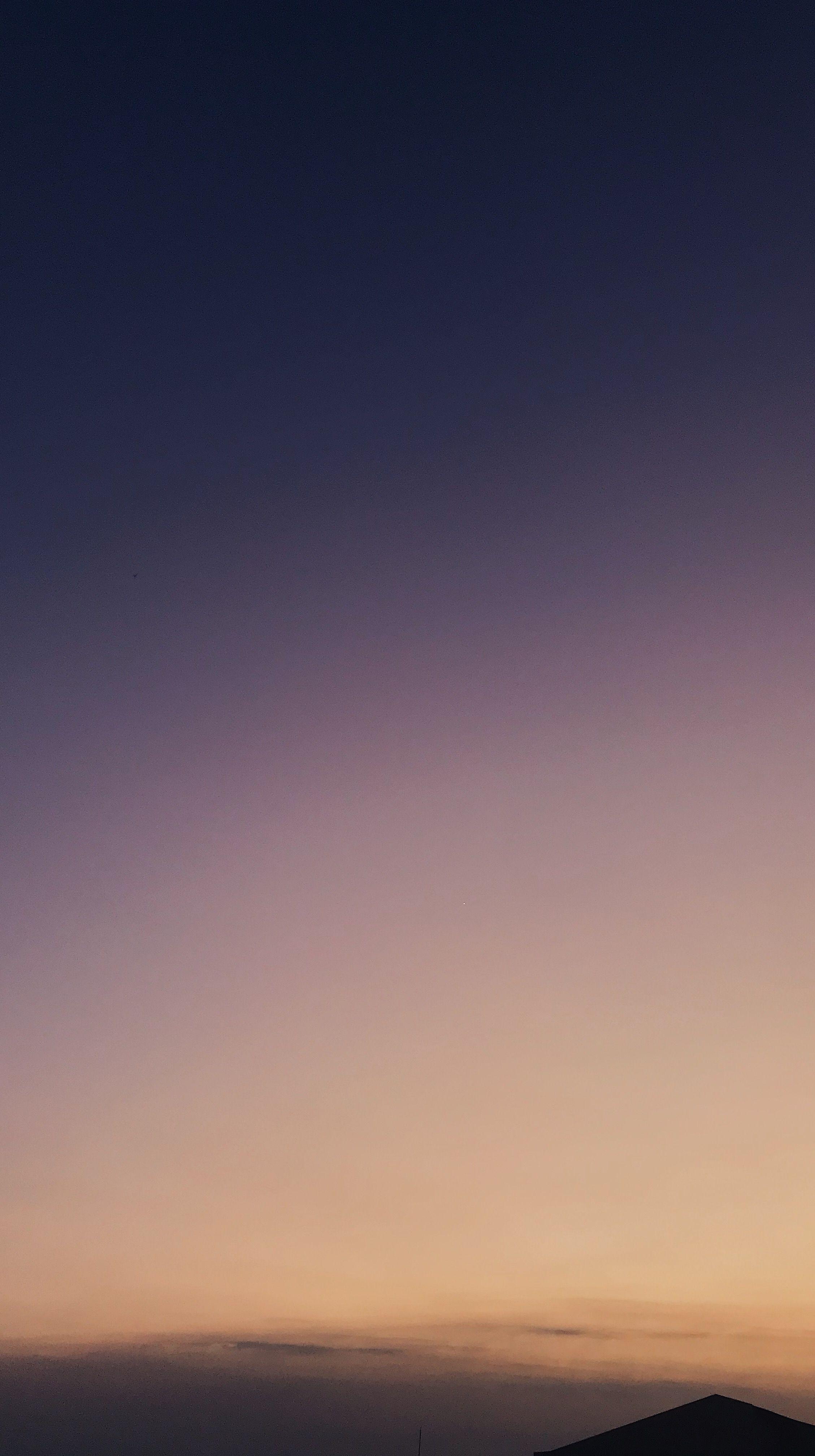 2257x4032 indahnya melebur kalut #surabaya #sunset #sky #purple #orange