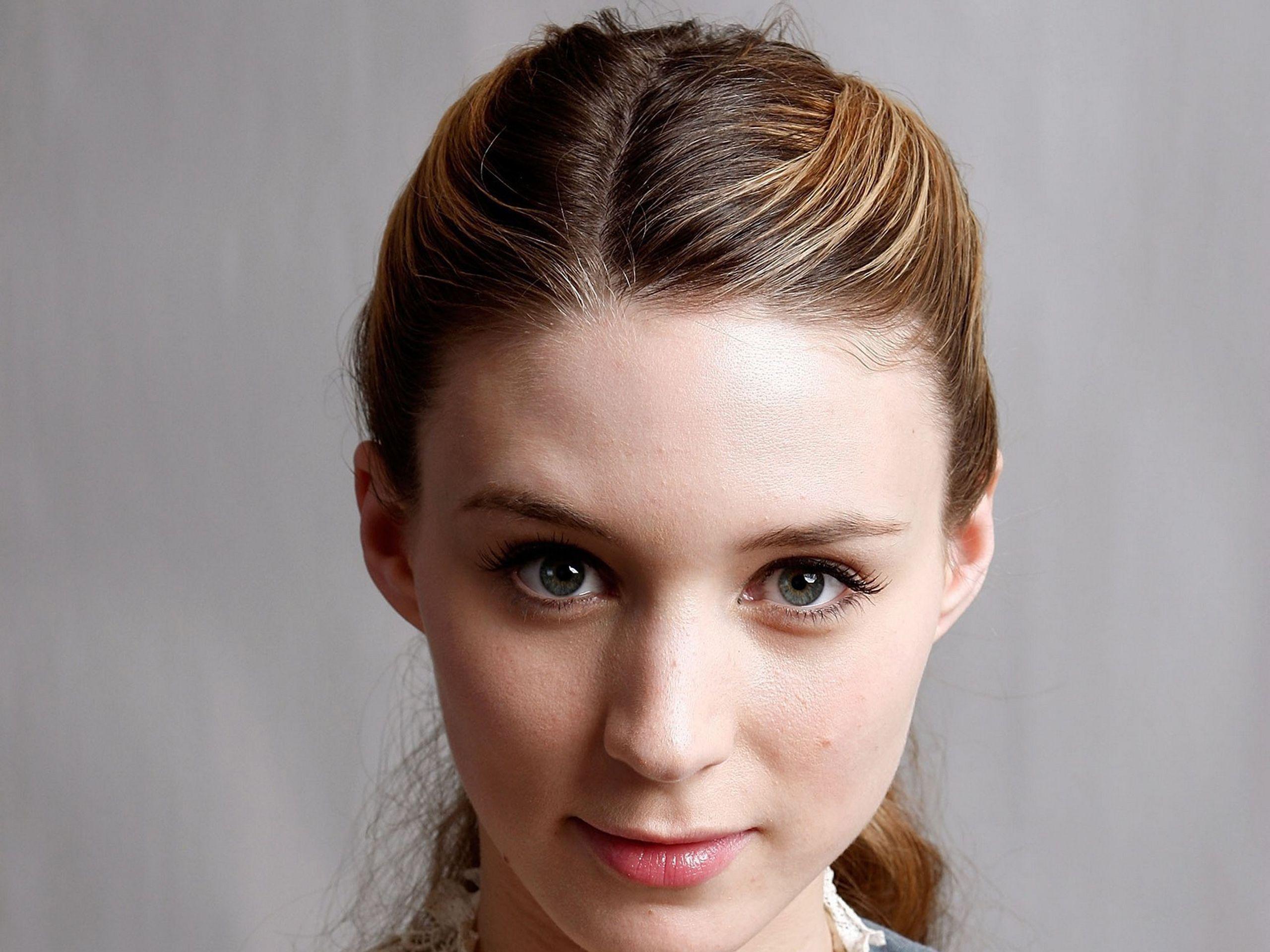 2560x1920 Rooney Mara wallpaperx1920
