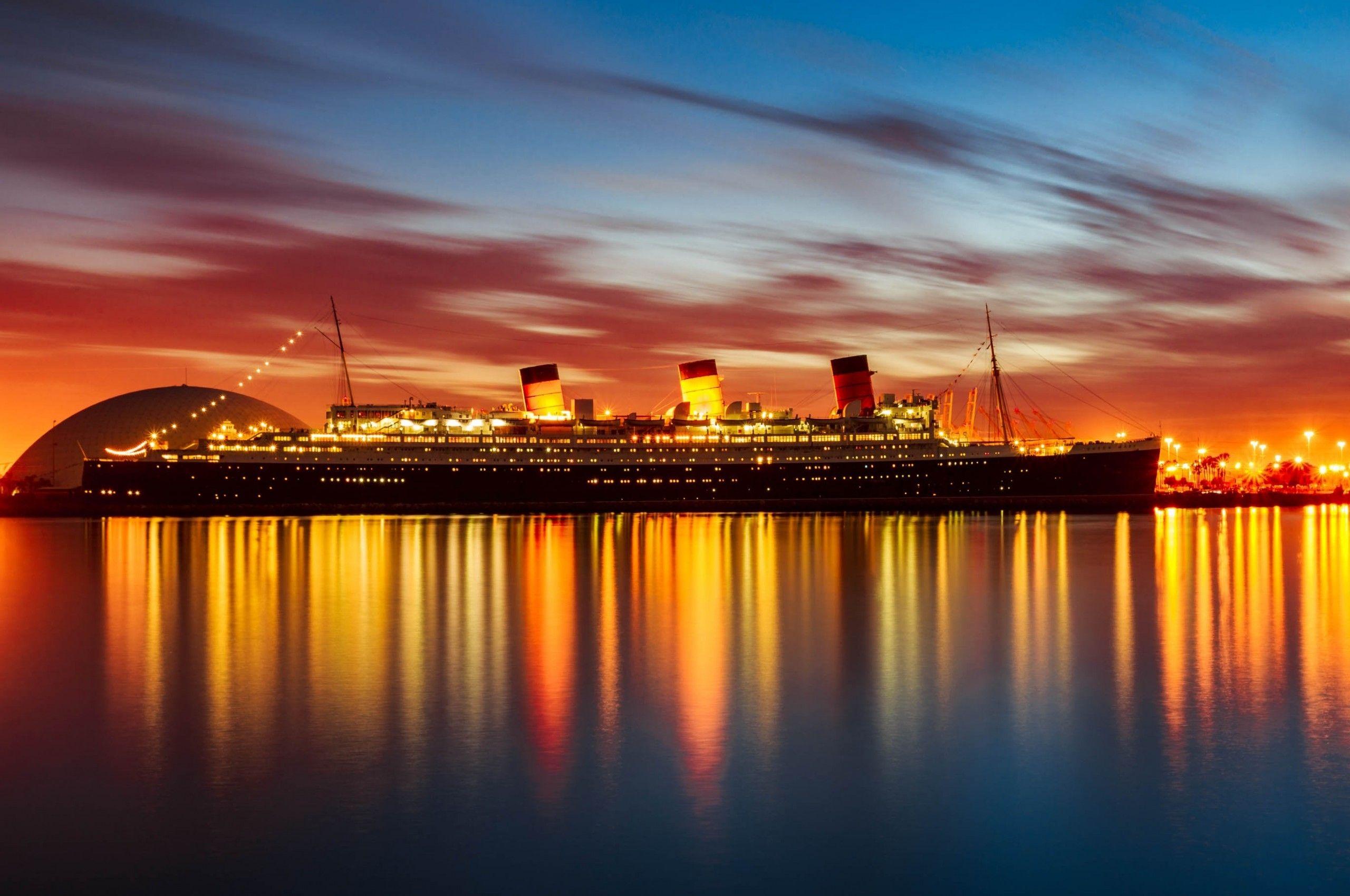 cruise ship sunset images