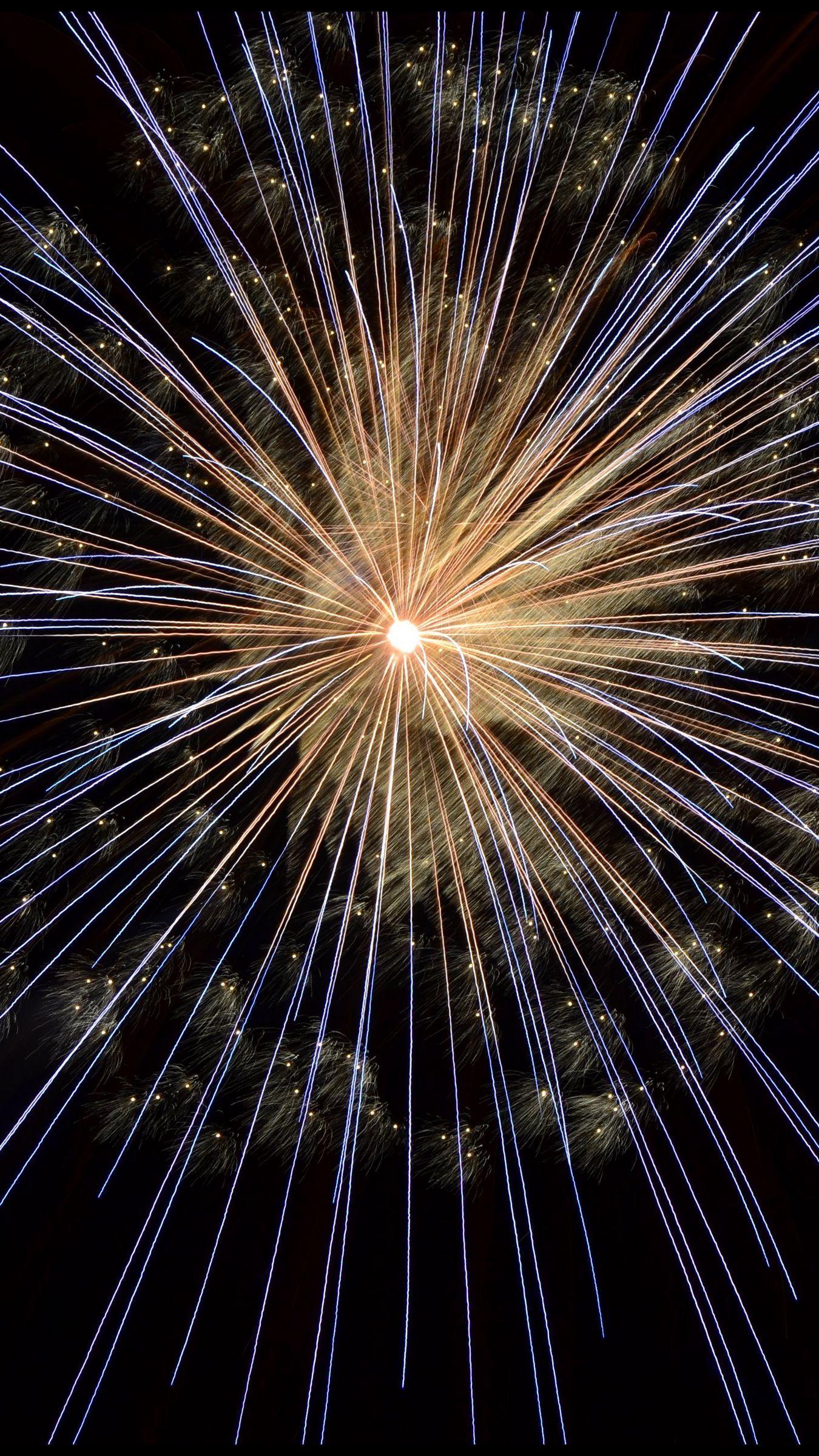 1350x2400 Download wallpaper 1350x2400 banger, fireworks, celebration iphone