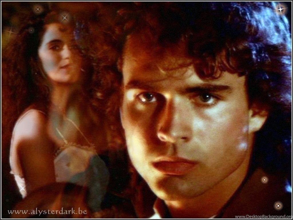 1024x768 Star & Michael The Lost Boys Movie Wallpaper