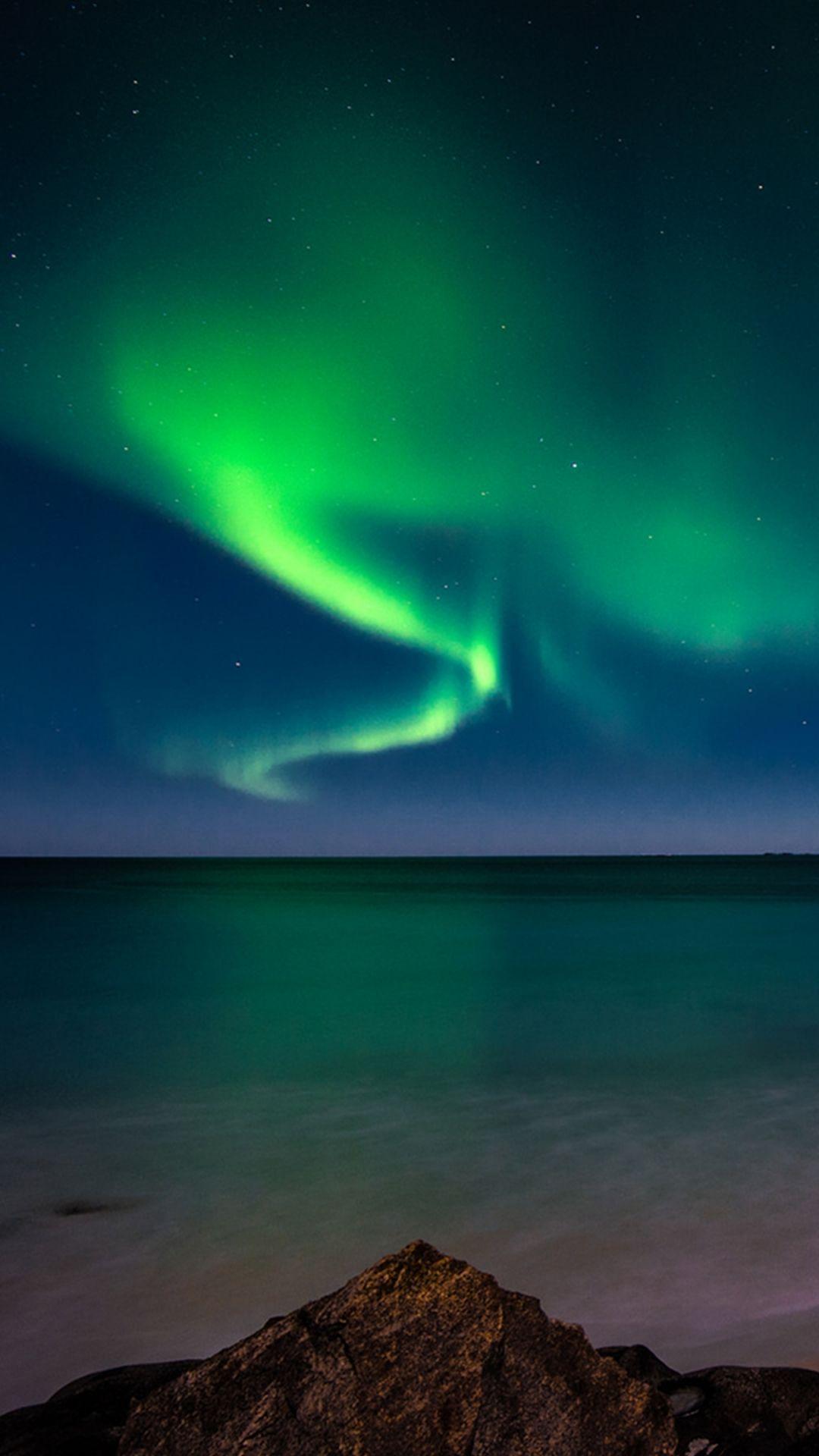 1080x1920 Aurora Borealis HD Wallpaper for Mobile