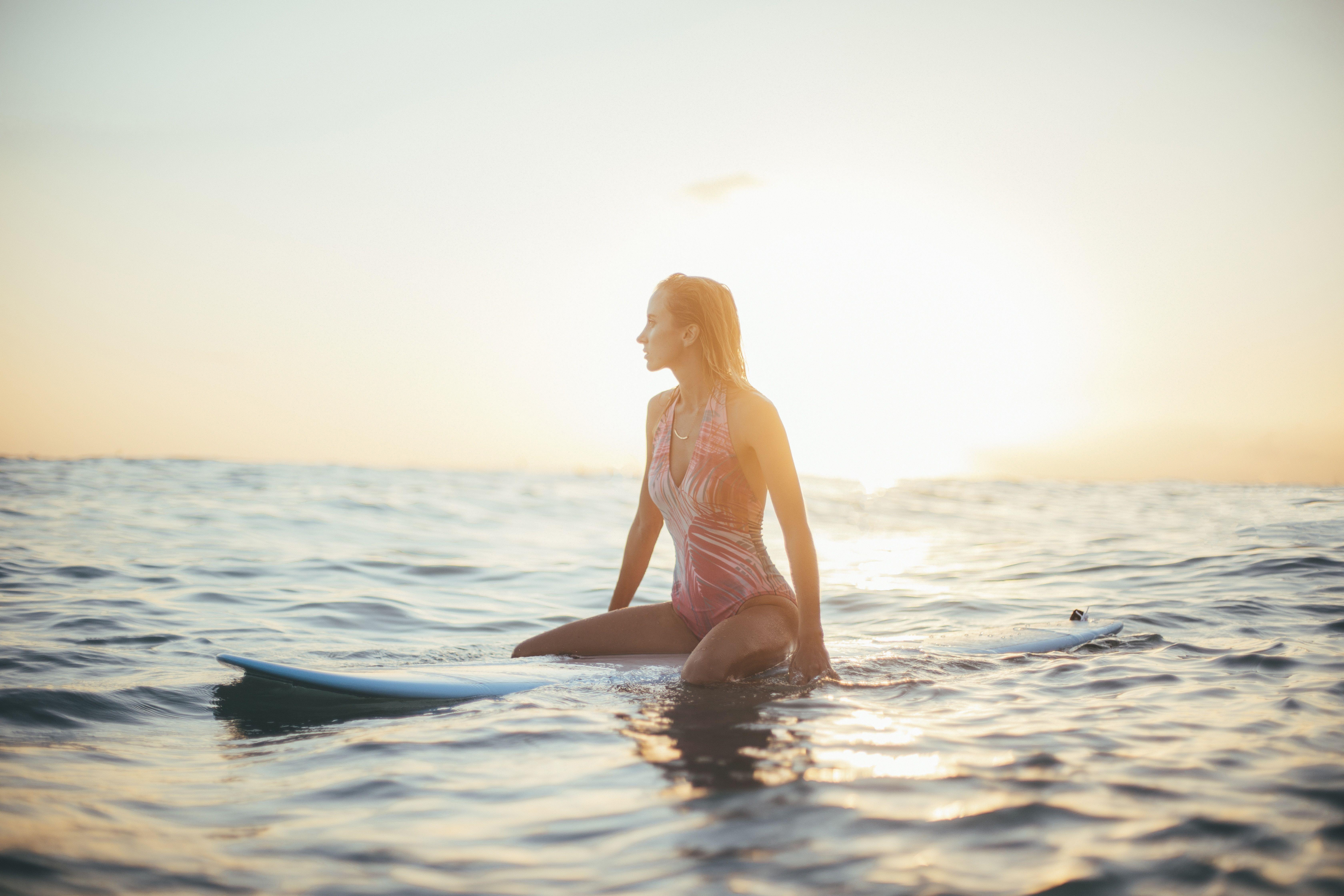 6720x4480 6720x4480 #north shore, #blur, #sitting, #surfboard