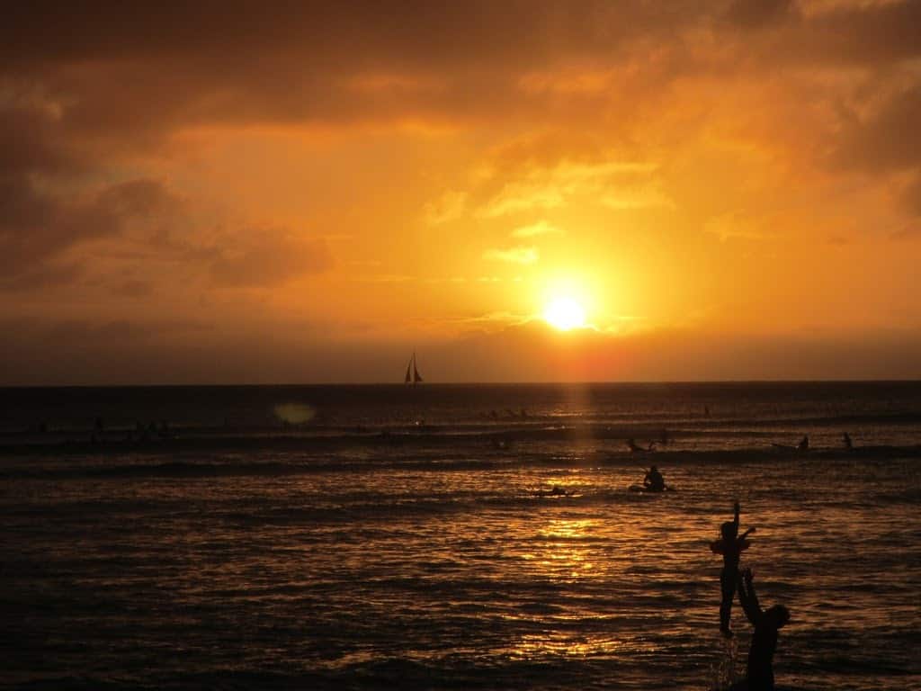 1024x768 Aloha Friday Photo: Waikiki Beach fun in the sun(set) Visit Hawaii
