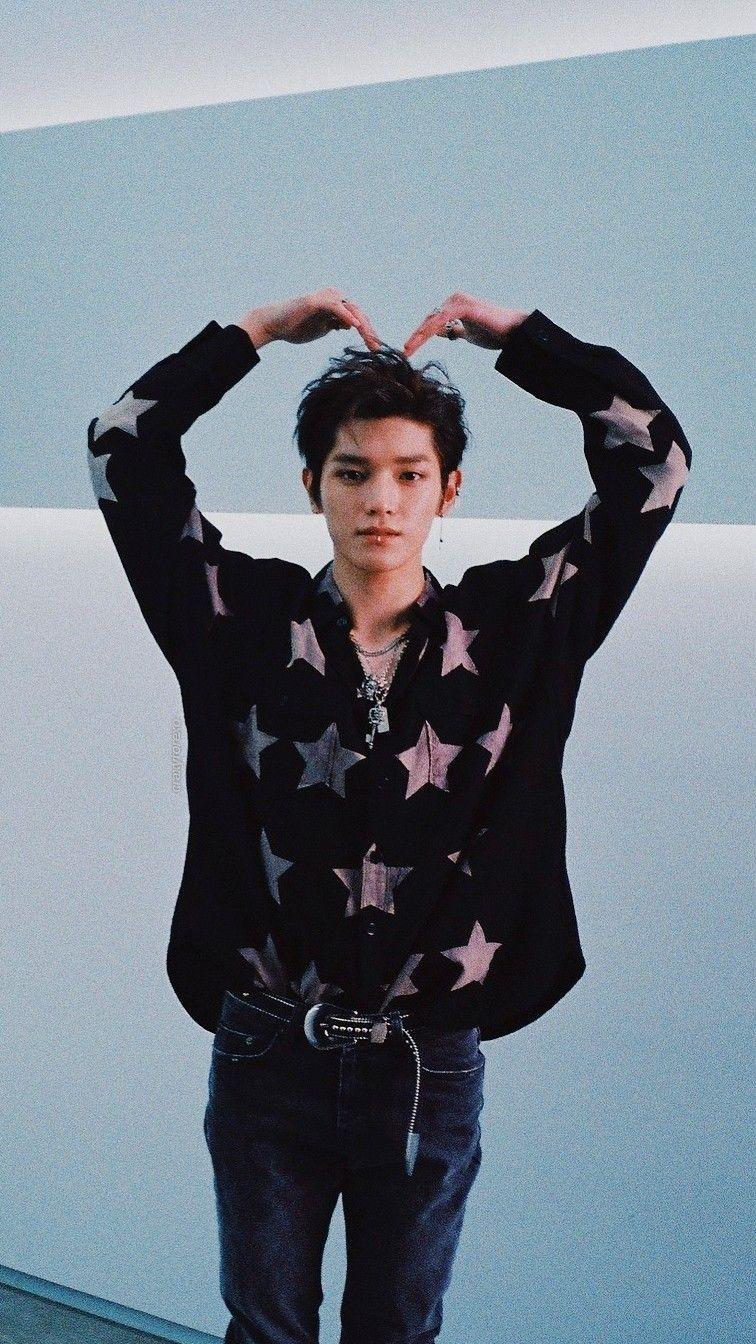 756x1344 Taeyong NCT Wallpaper