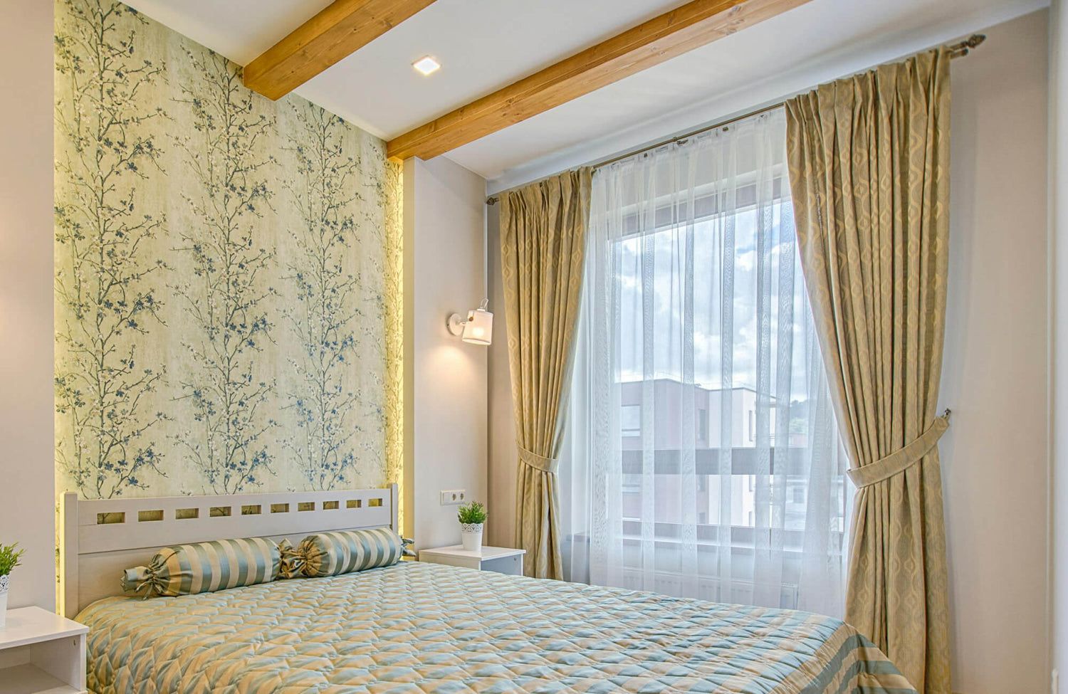 1500x975 Wallpaper Ideas That Instantly Elevate Any Room