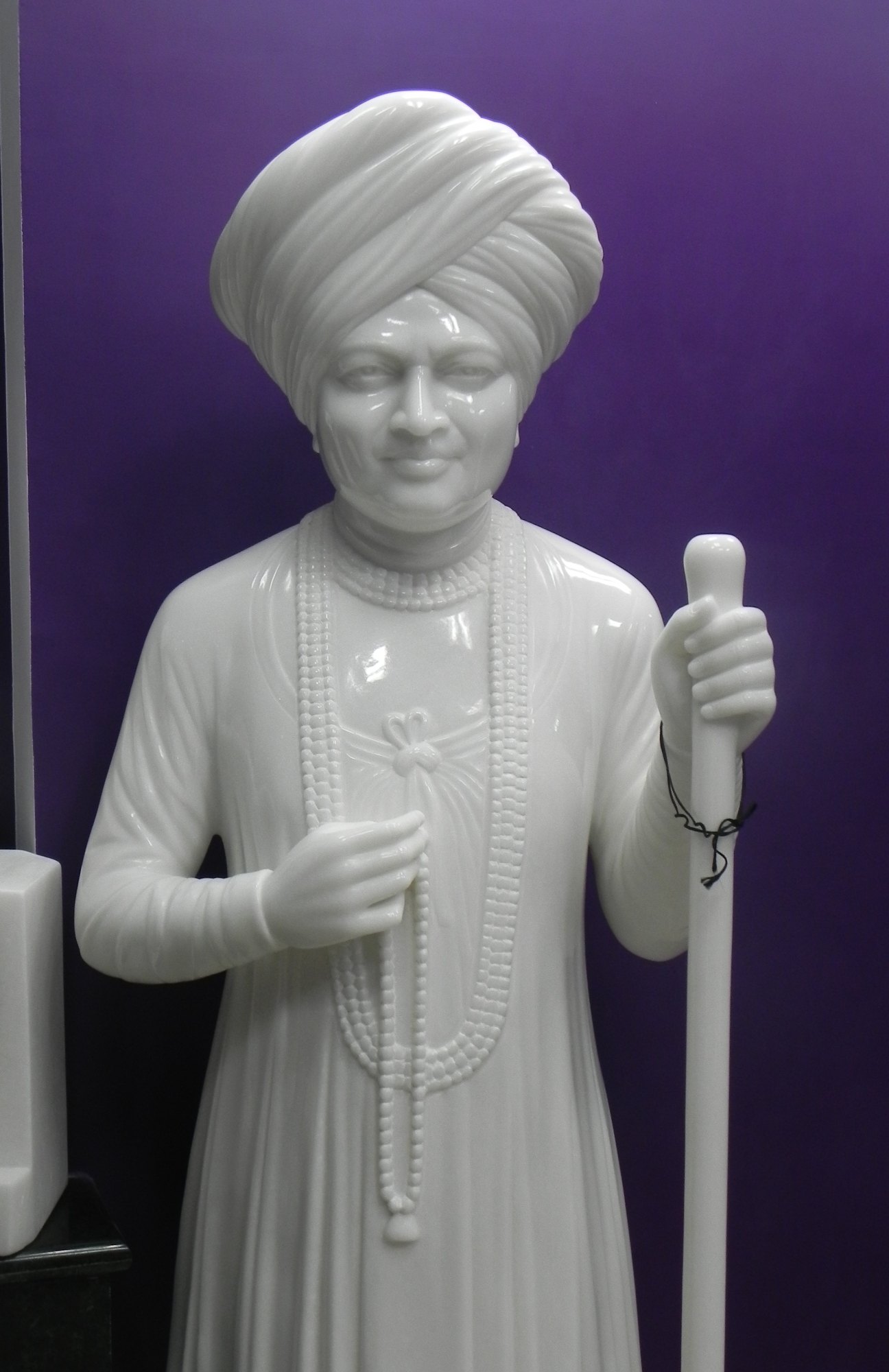 1296x2000 White Marble Jalaram Bapa Statue, Indoor, Size: 24 Inches At ₹ 51000 Piece In Jaipur