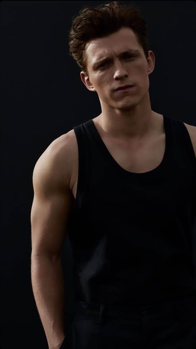 800x1424 HD tom holland chaos walking wallpaper