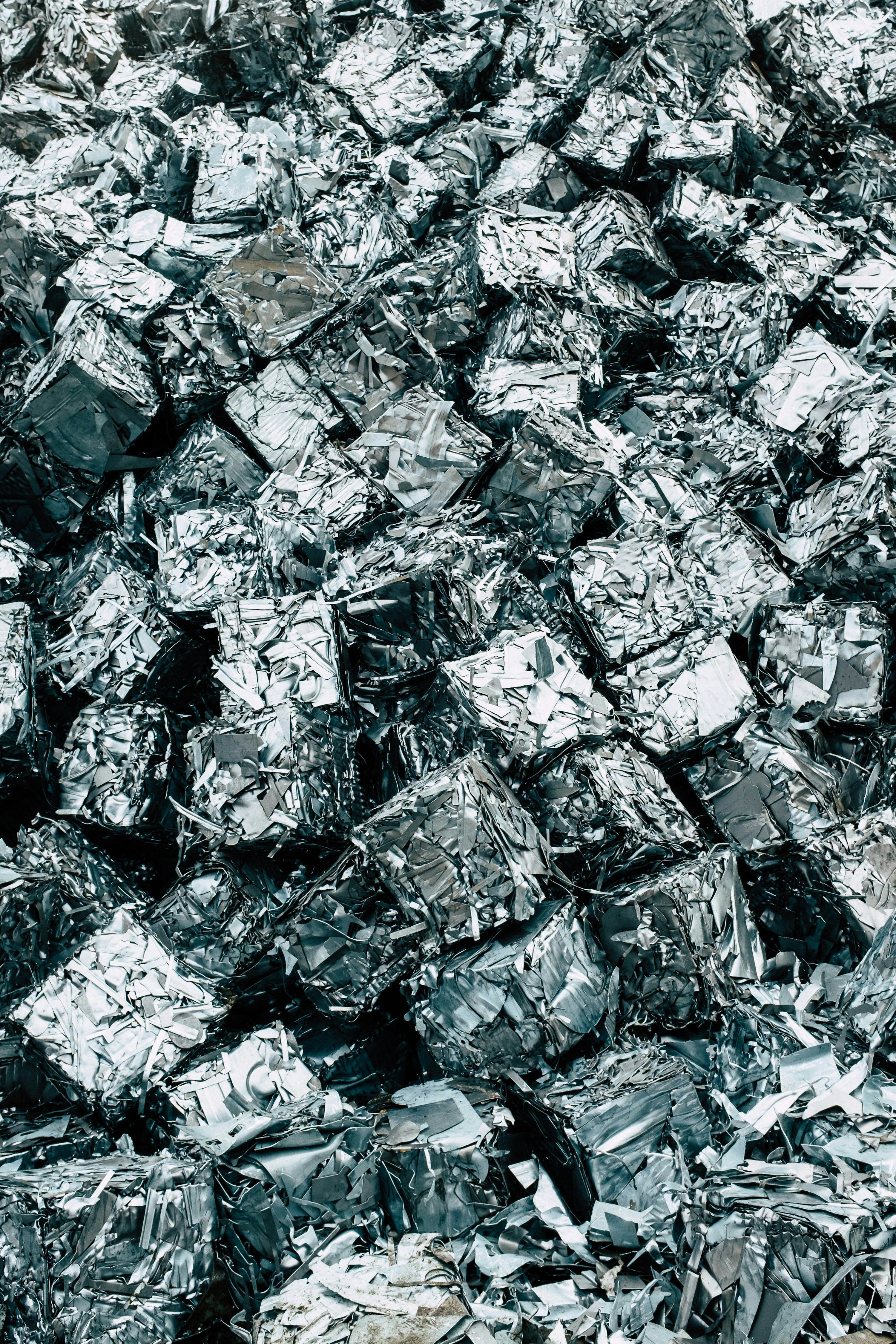 3000x4499 Metal Scrap Picture. Download Free Image