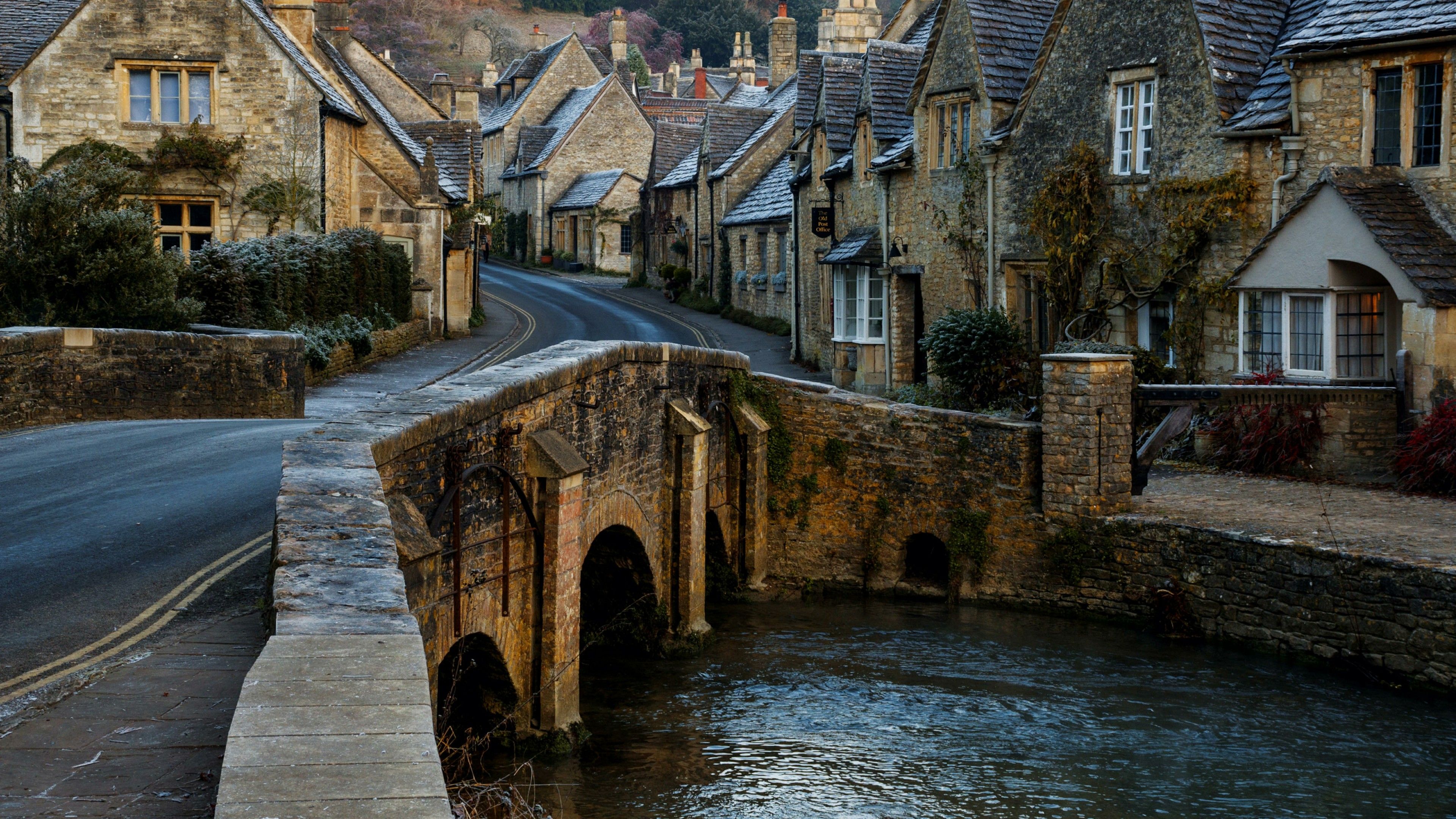 3840x2160 Castle Combe
