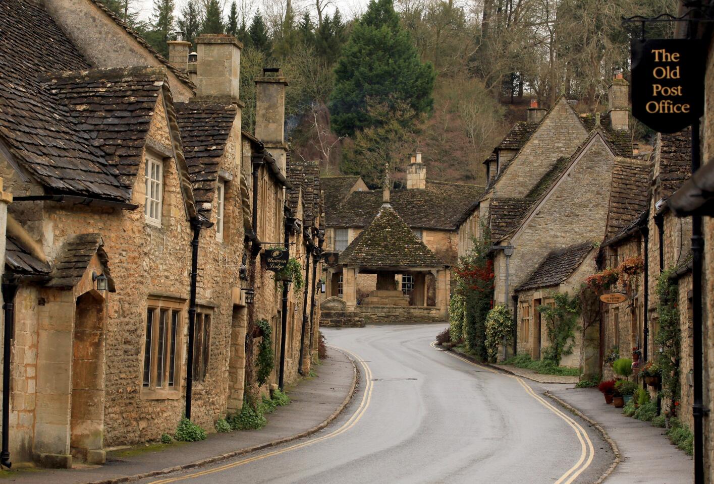 1415x960 Offbeat Traveler: Castle Combe village in Britain Angeles Times