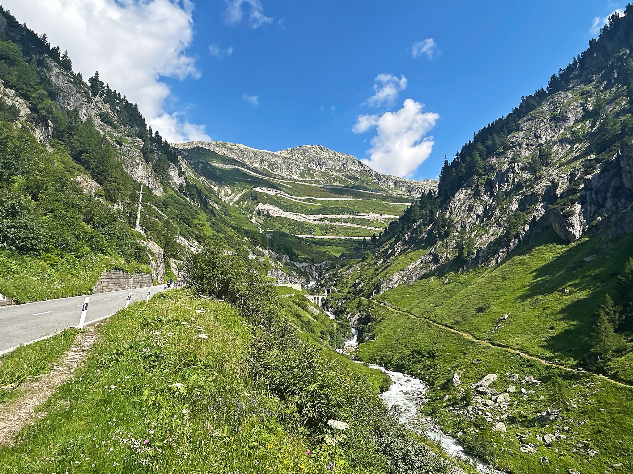 2048x1536 Swiss Roads And Passes (2024 5)