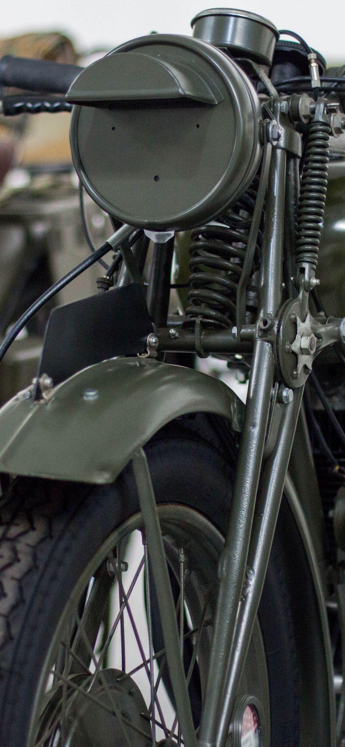 1125x2436 Download 1125x2436 wallpaper vintage, retro, motorcycle, bike