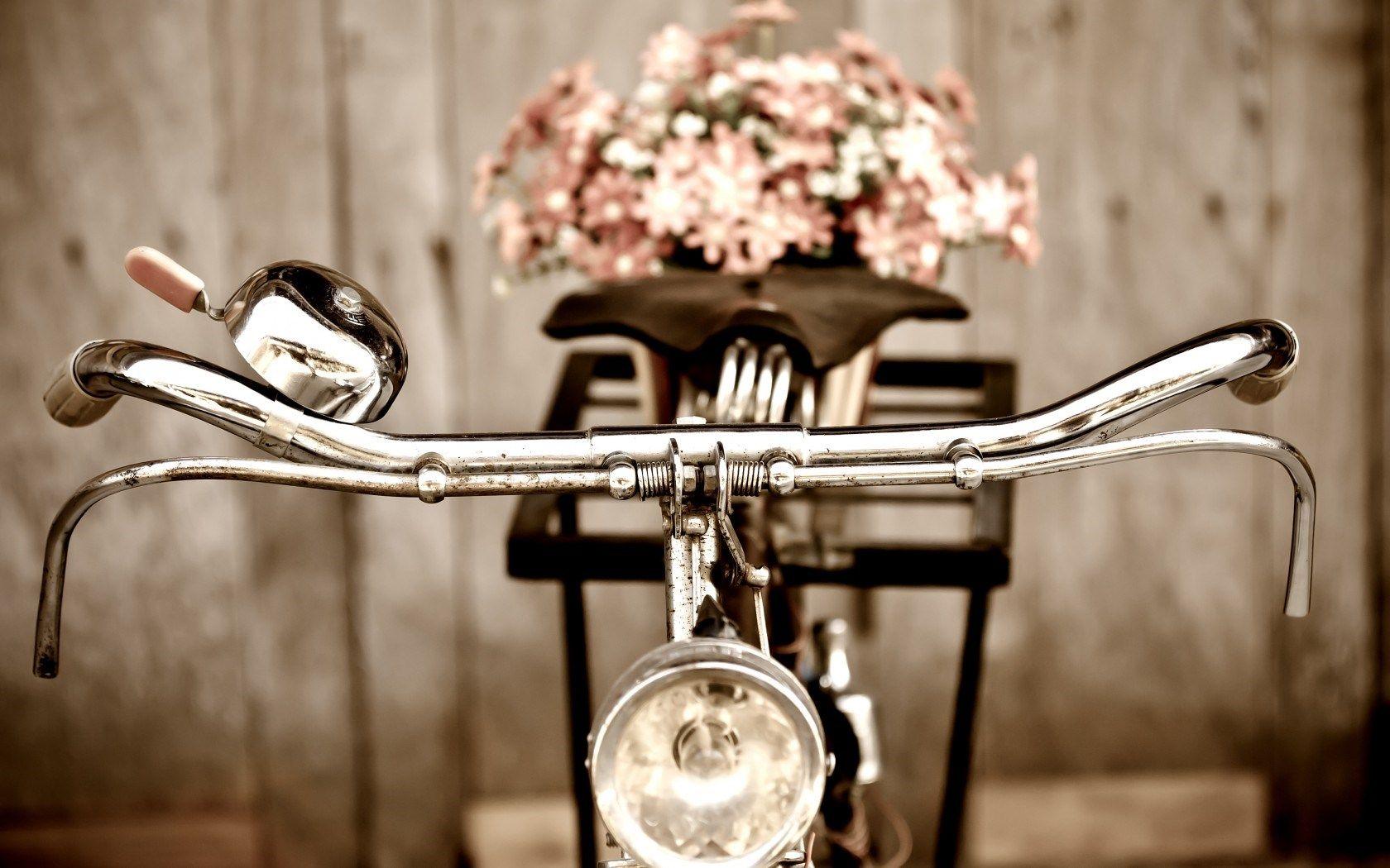 1680x1050 Desktop Wallpaper Bicycles and Flowers