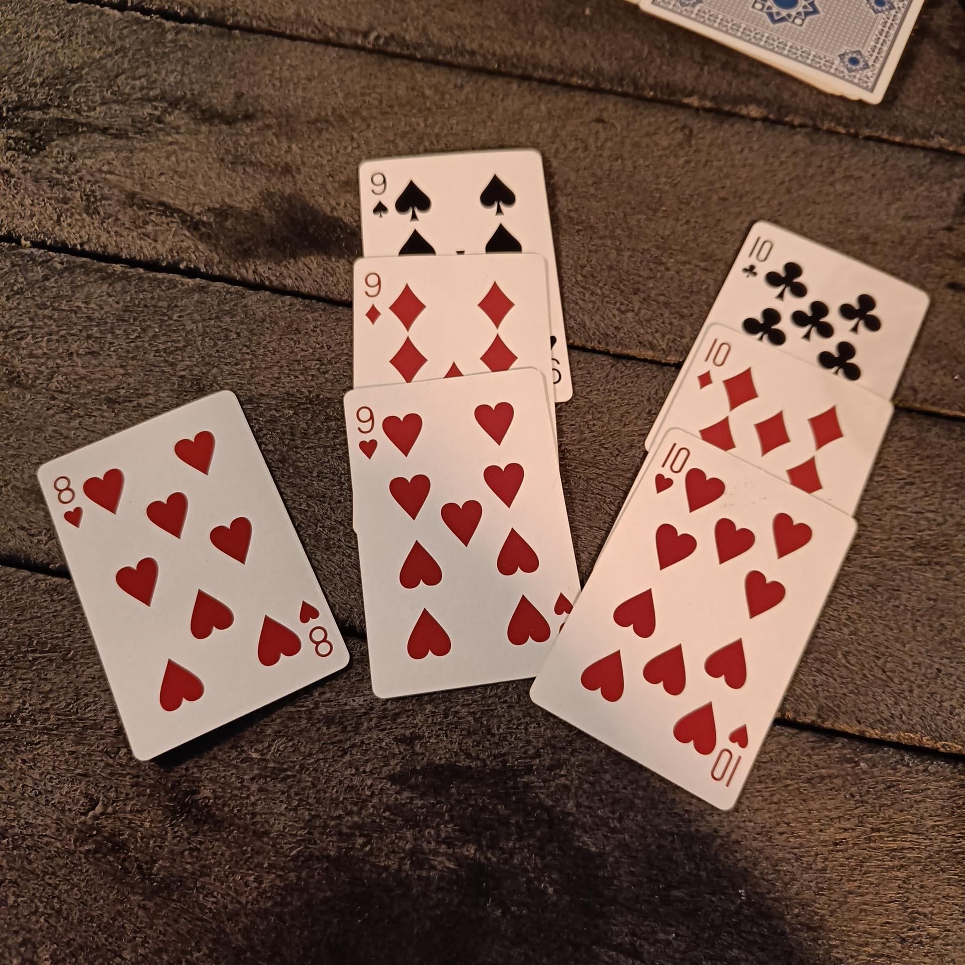 1920x1920 Is this a winning hand in 7 card Rummy?