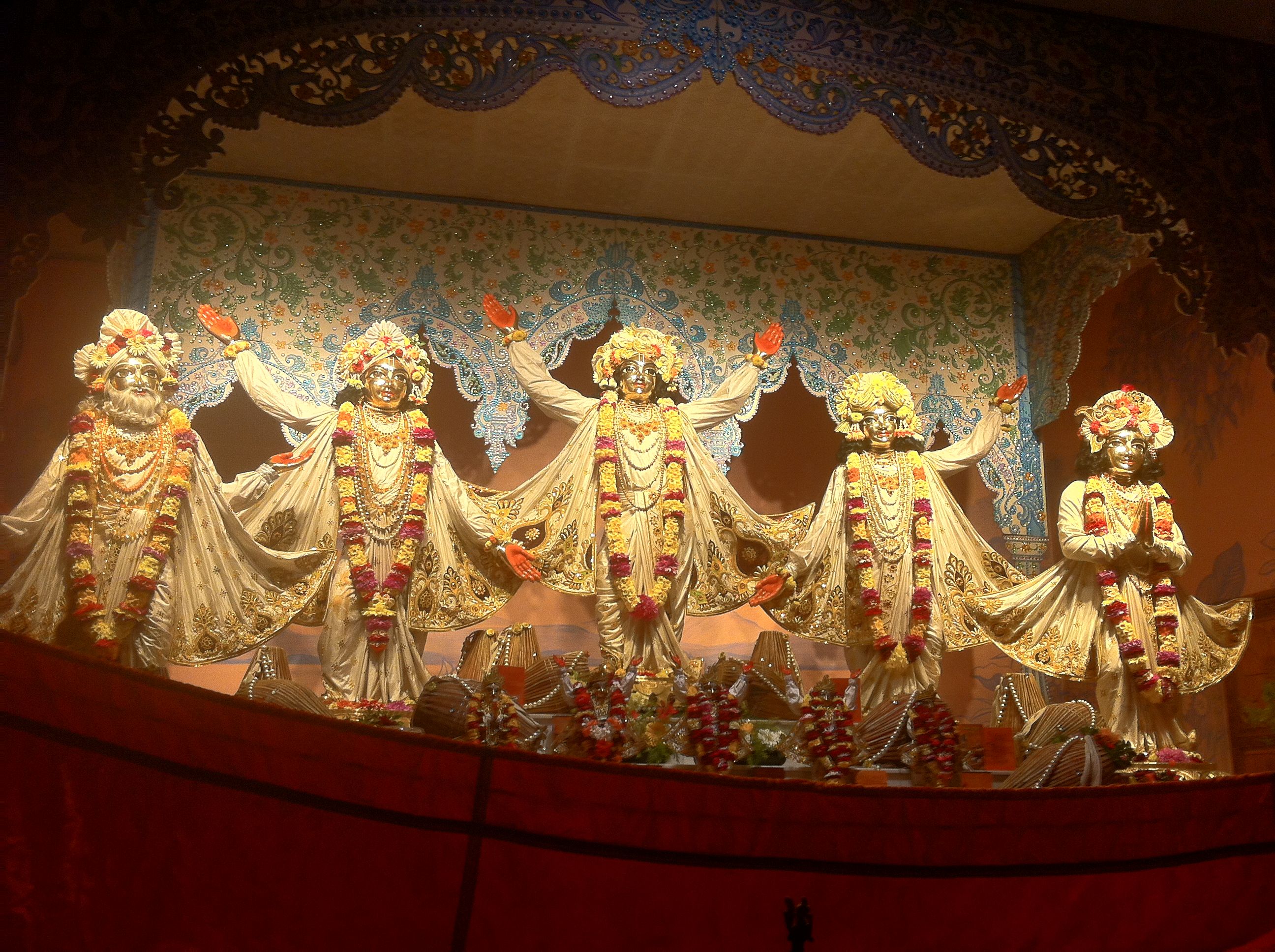 2592x1936 Mayapur trip the Pleasure of Lord Krishna