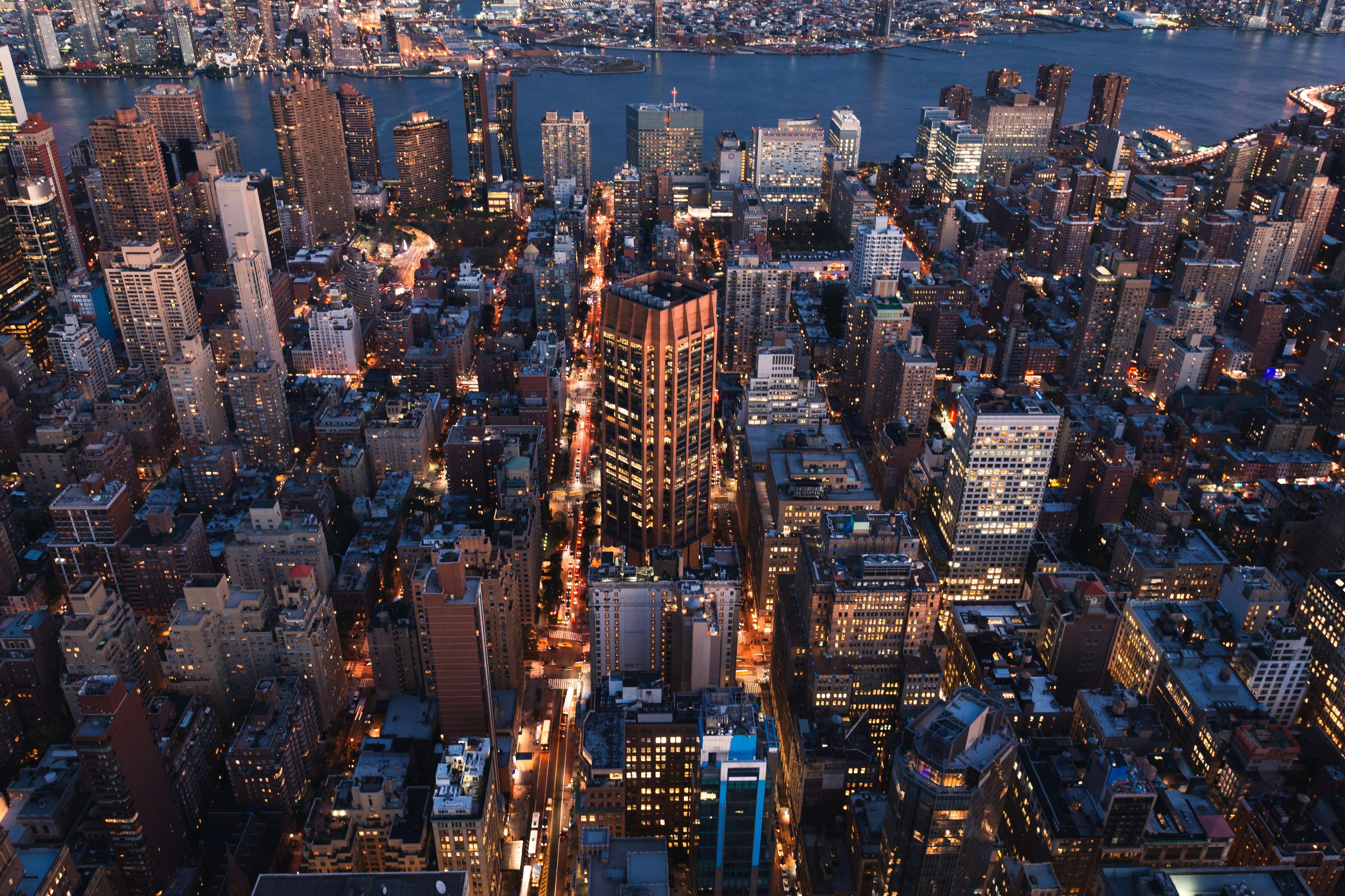 5768x3845 Panoramic View of New York City at Dusk · Free