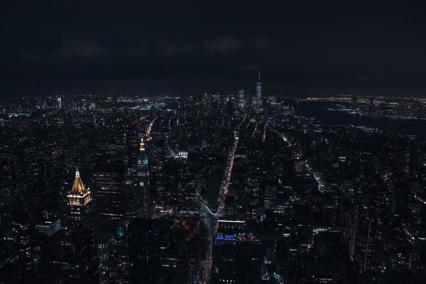 1469x980 New York City skyline at night