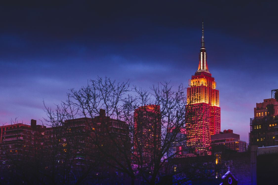 1125x750 Empire State Building in Night · Free
