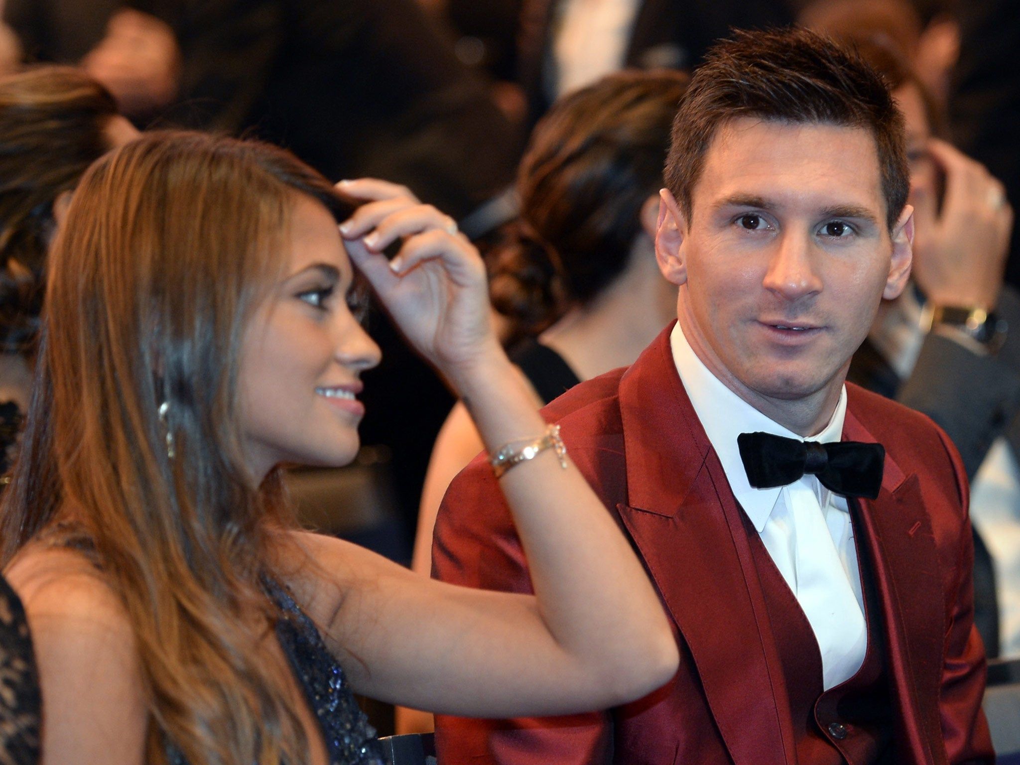 2048x1536 Fifa Ballon d'Or: Lionel Messi wears a red suit, Cristiano Ronaldo in tears and WAGs including Antonella Roccuzzo and Irina Shayk