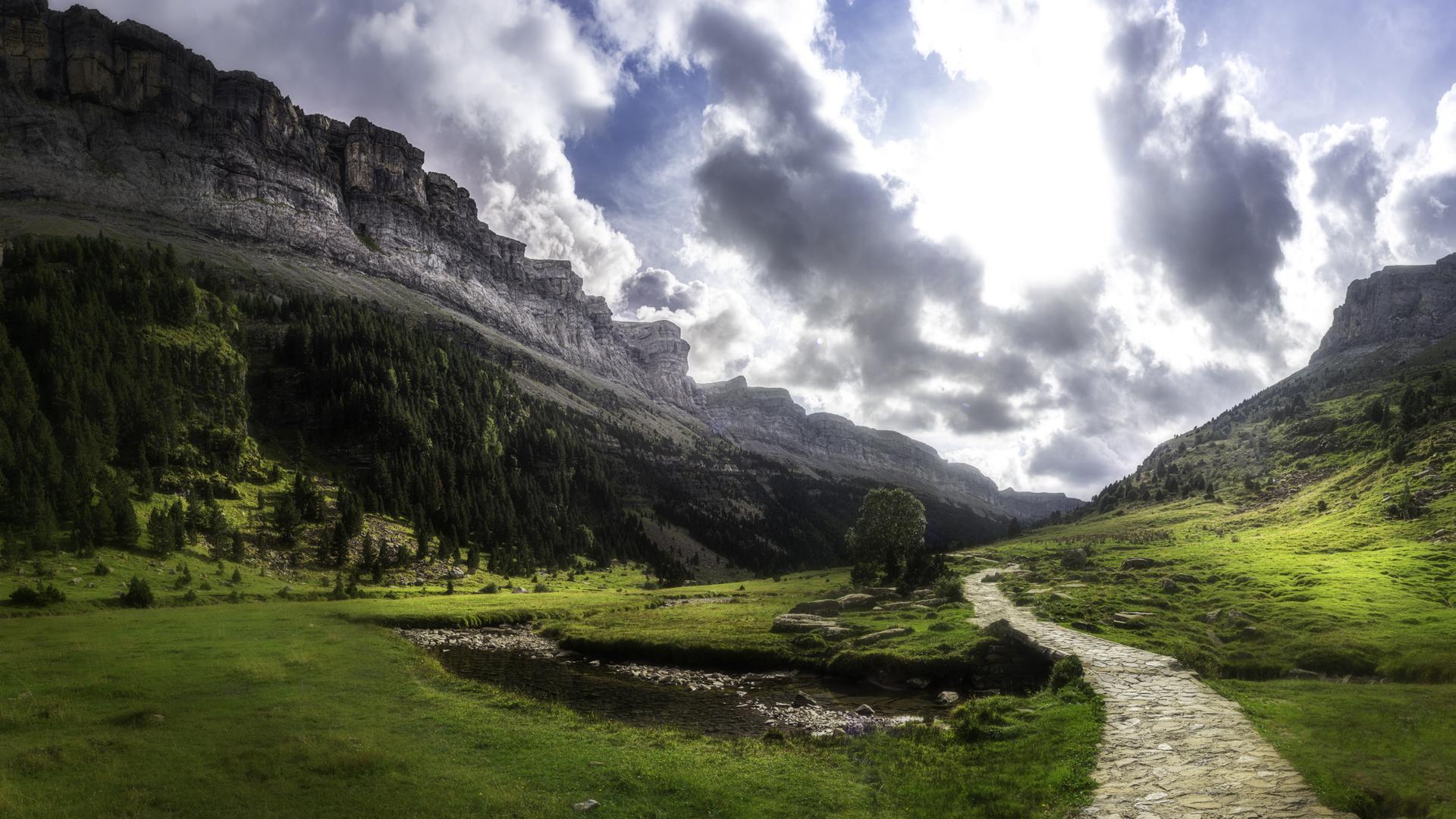 1920x1080 Ordesa y Monte Perdido National Park