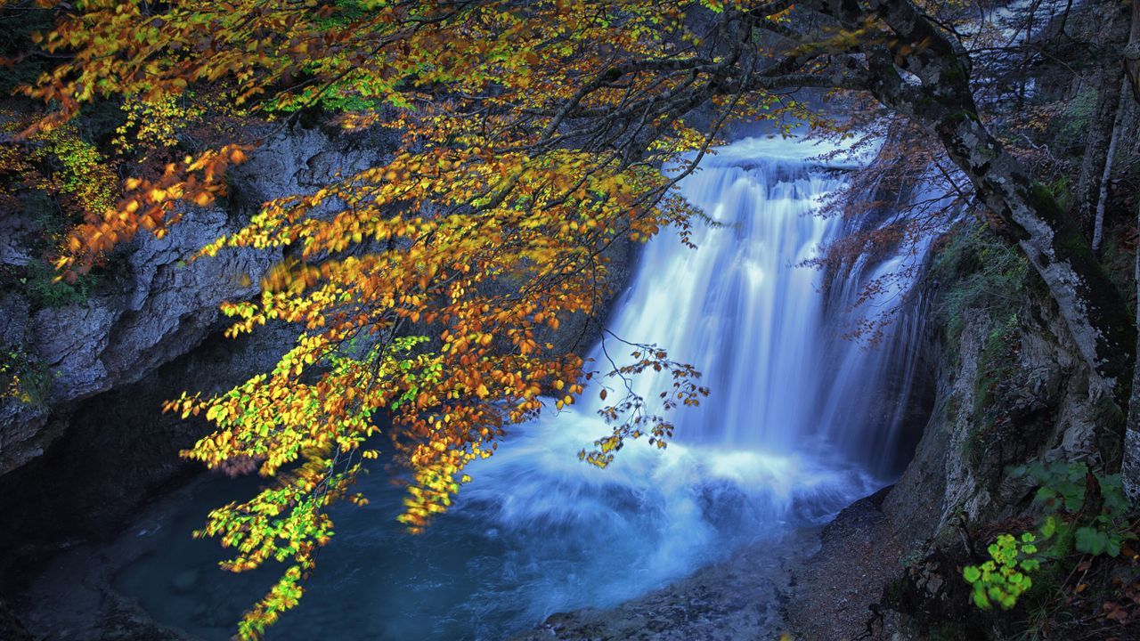 1280x720 Waterfall on the Rio Arazas in Ordesa y Monte Perdido National Park, Pyrenees, Spain Gallery · Peapix