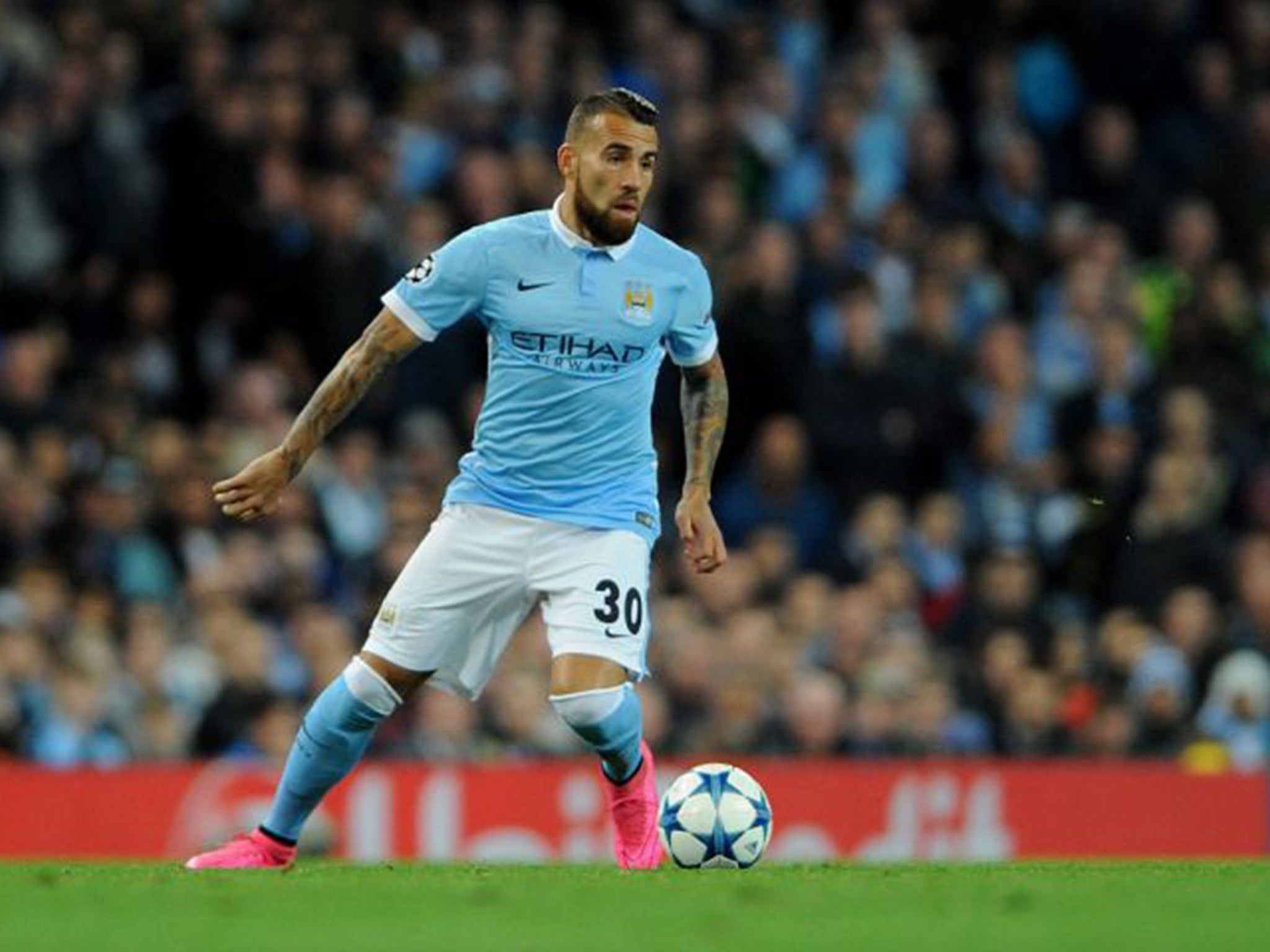 2048x1536 Nicolas Otamendi to make full Manchester City debut in place of Vincent Kompany