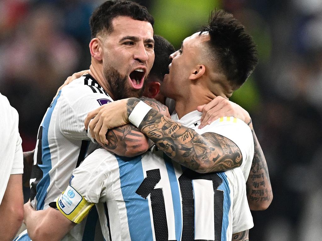 1024x768 World Cup 2022: Nicolas Otamendi, from Argentina liability to rock