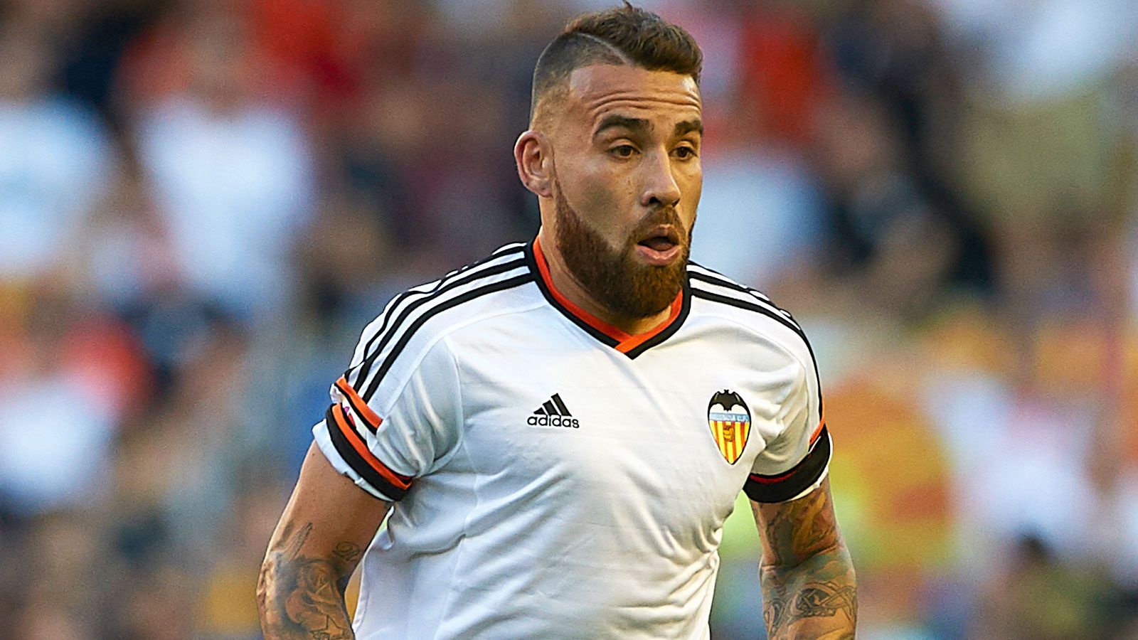 1600x900 United target Otamendi wants to leave Valencia, reveals agent