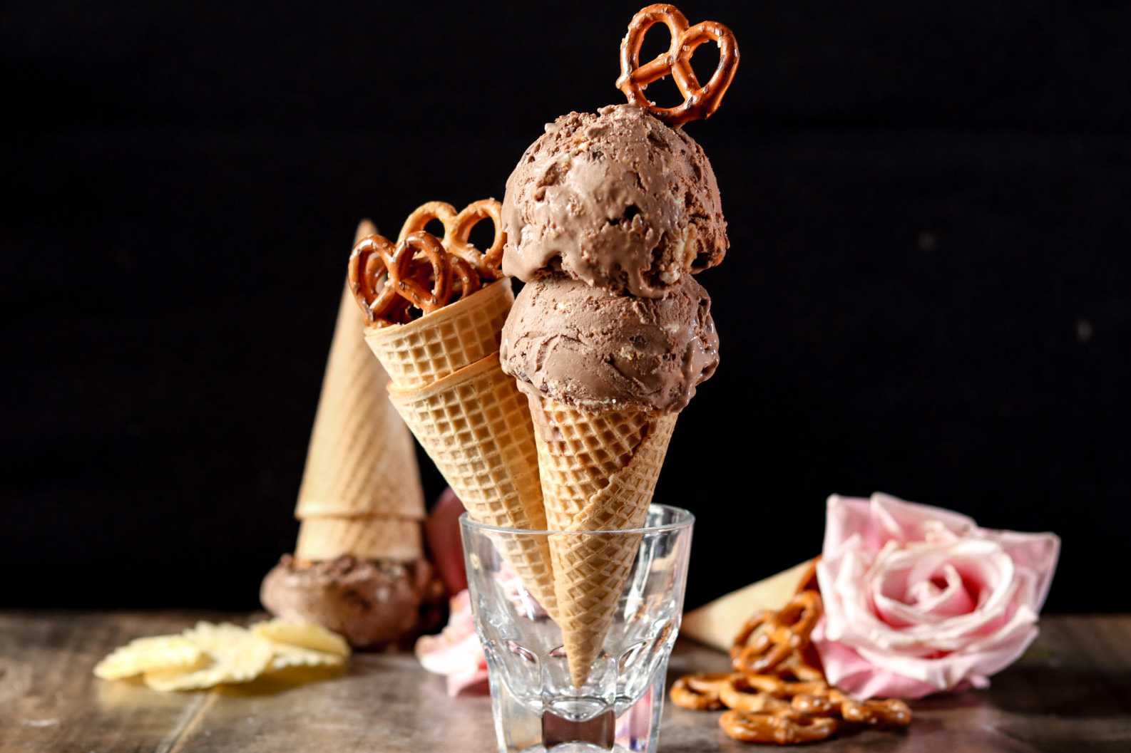 1586x1057 no churn midnight munchies ice cream