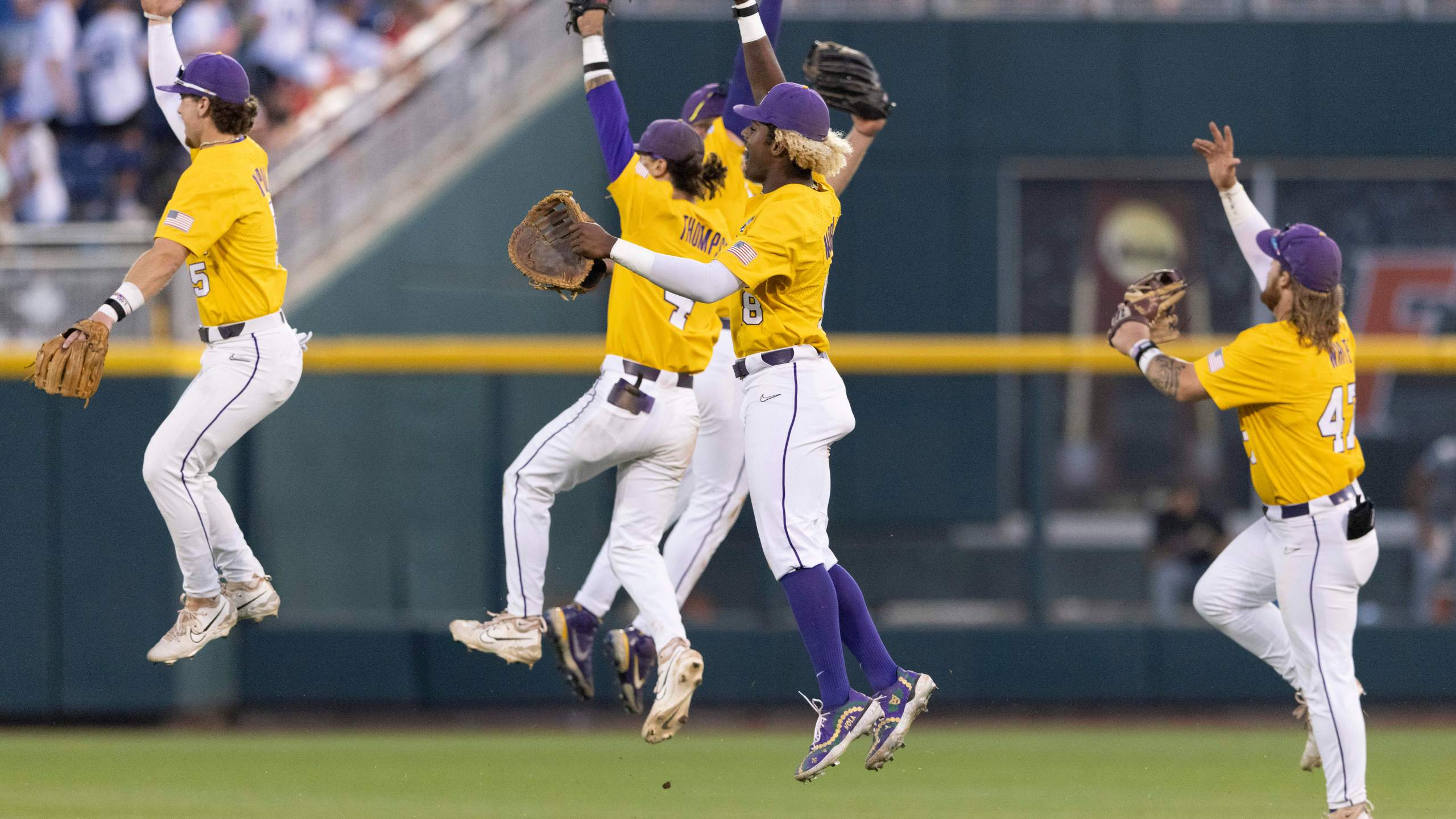 2560x1440 SEC's dominance on display again with Florida and LSU matched up in the College World Series finals