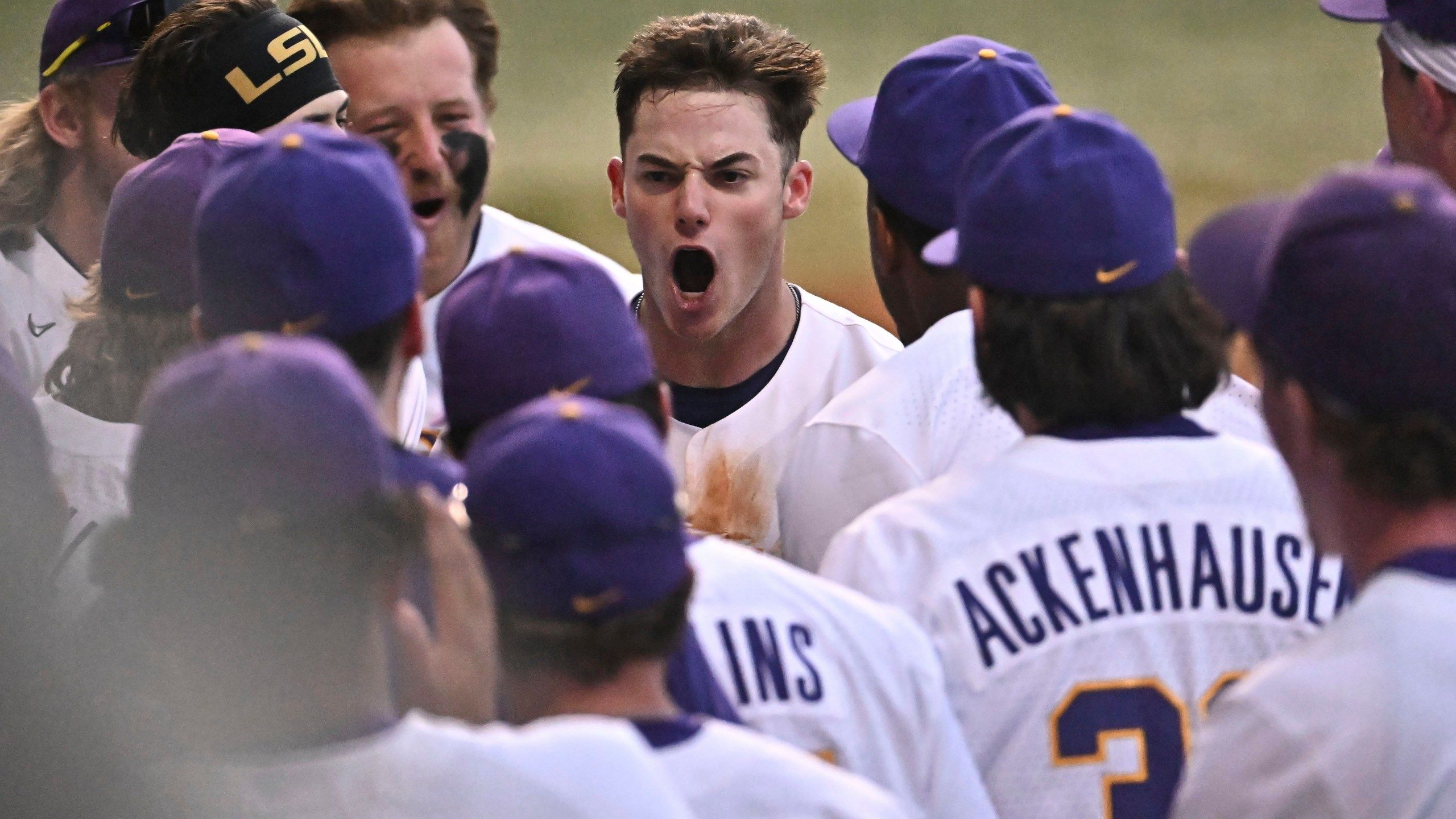 2560x1440 Tommy White Hits Two Homers In Run Rule Win Over Nicholls, 12 2