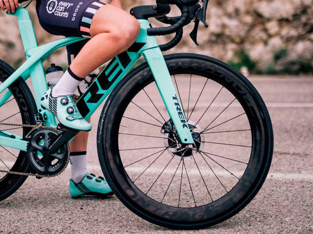 1024x768 Trek Madone SLR Race Bike