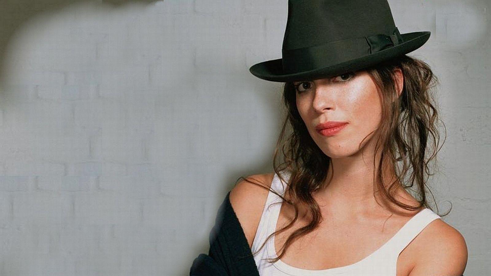 1600x900 Rebecca Hall wallpaperx900