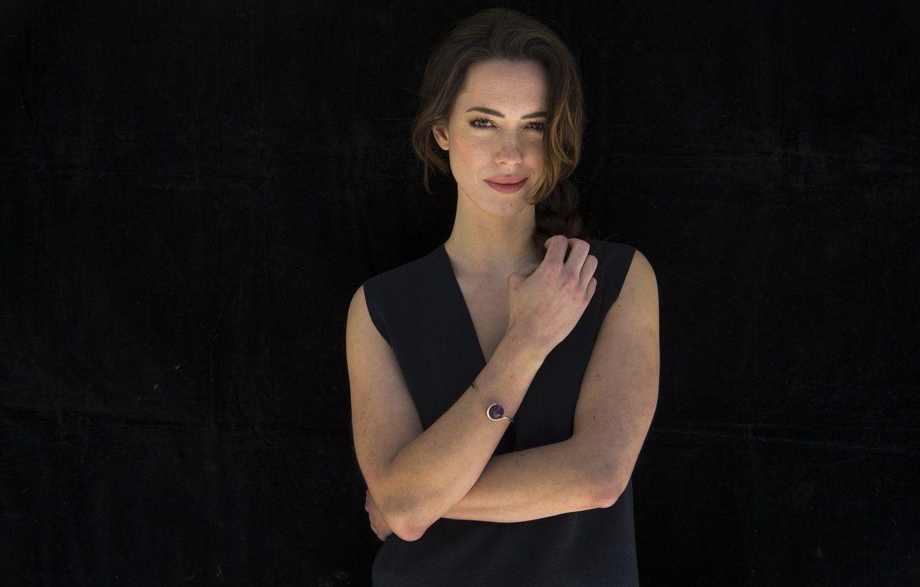 1332x850 Wallpaper photohoot, Rebecca Hall, Los Angeles Times image