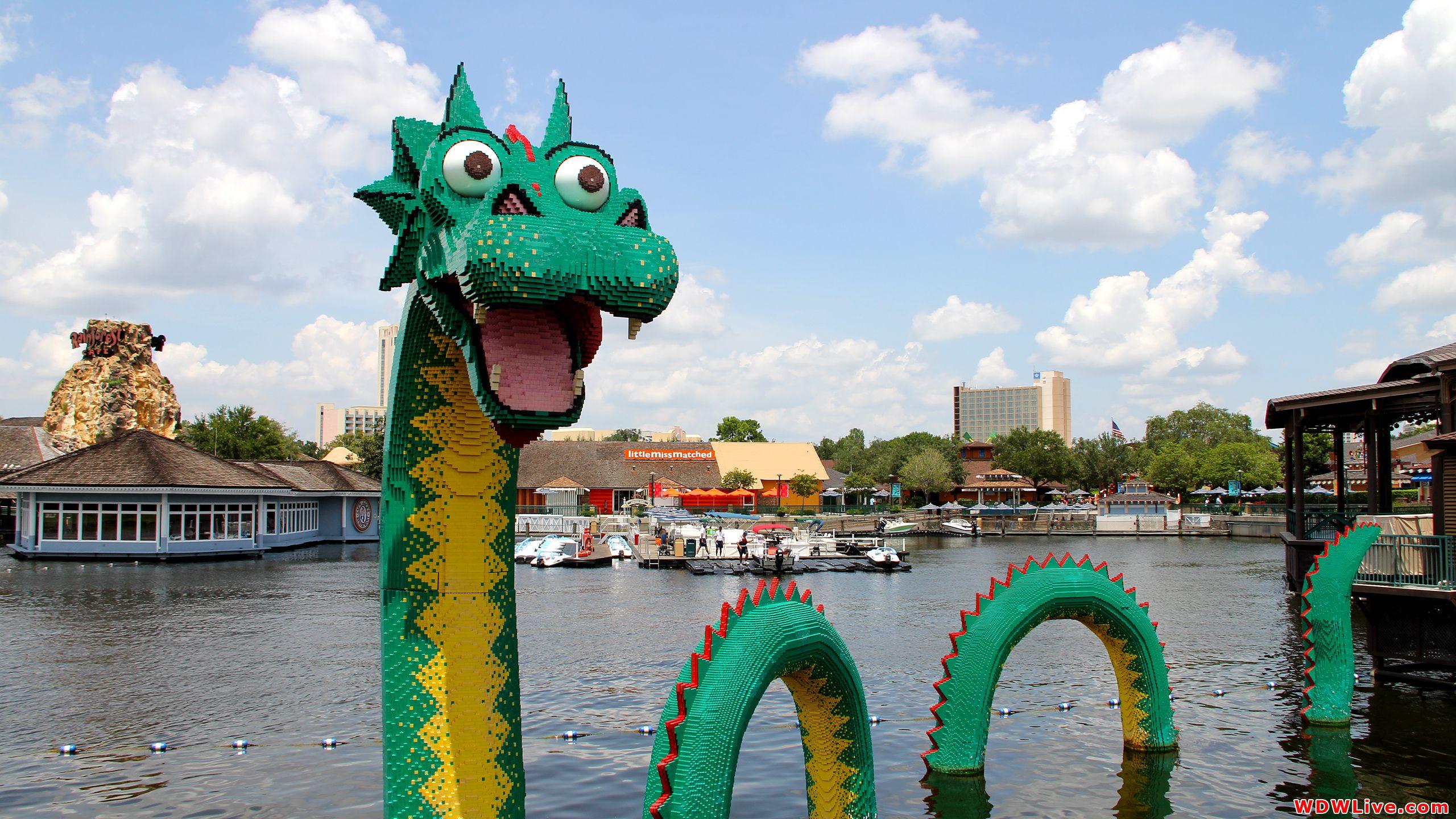 2560x1440 Downtown Disney Wallpaper. Disney