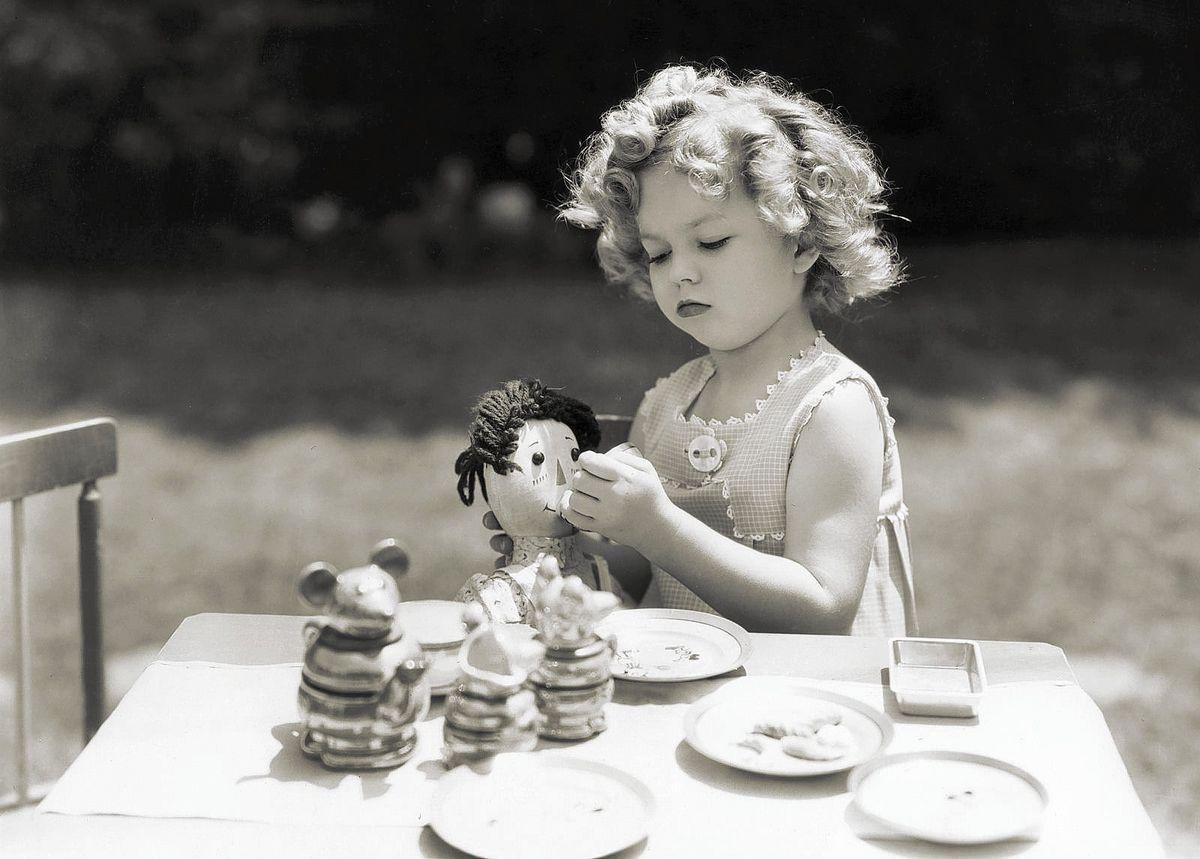 1200x859 Annapolis auction firm Theriault's to sell childhood items