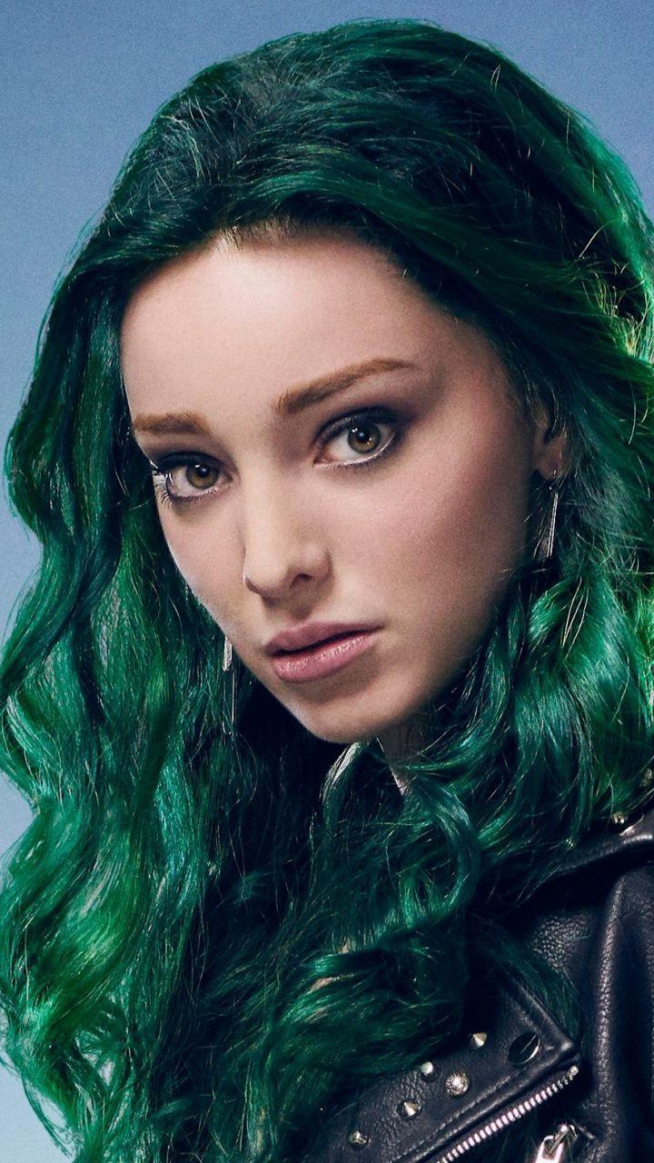 720x1280 Emma Dumont, Polaris, The Gifted, season 720x1280 wallpaper. Emma dumont, Green hair, Actresses