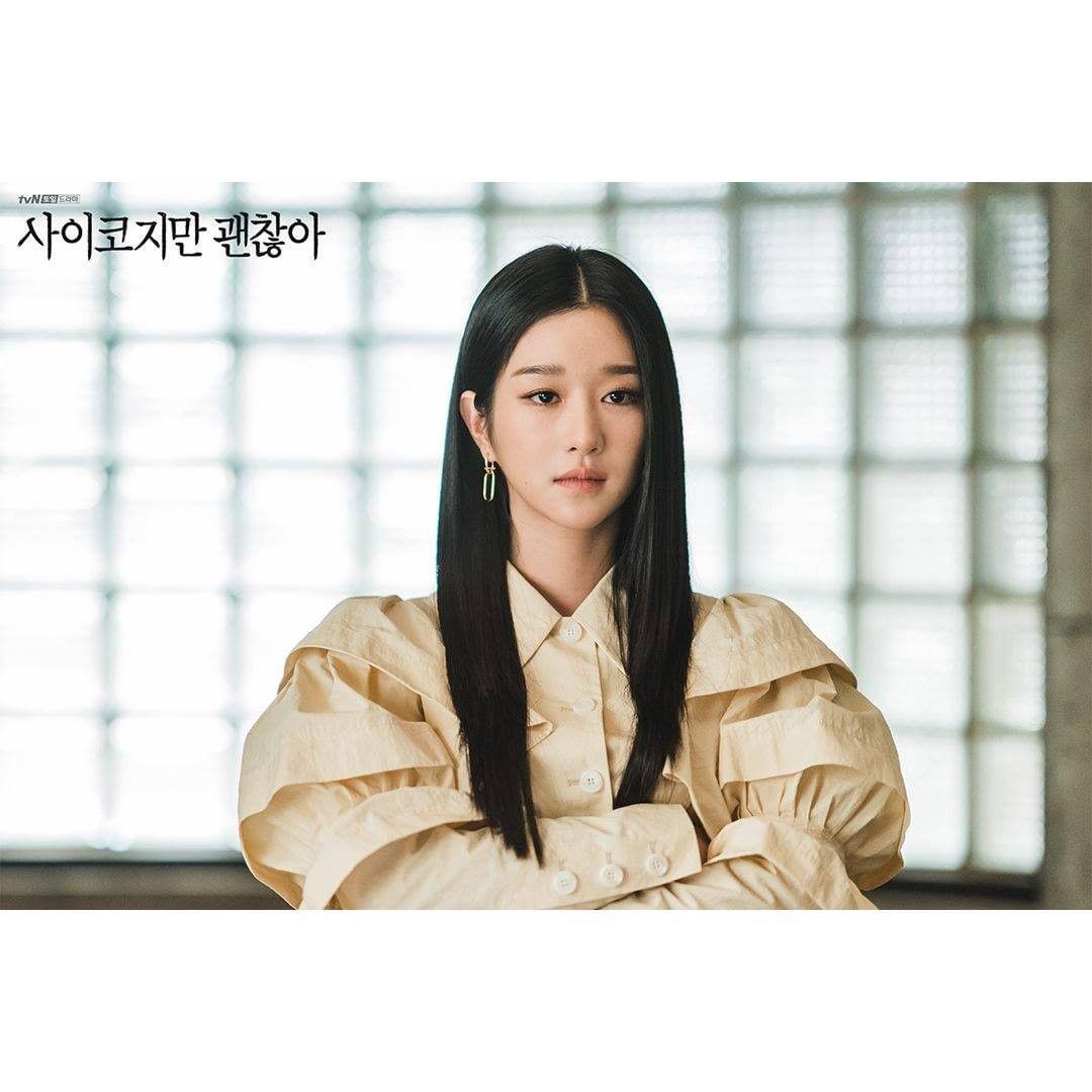 1080x1080 It's Okay To Not Be Okay Wallpaper