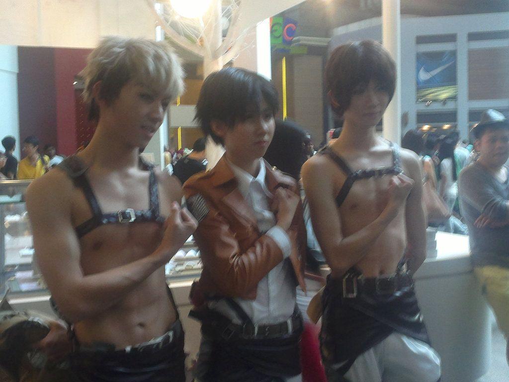 1024x768 Free download SnKAoT Cosplay Jean Levi and Eren