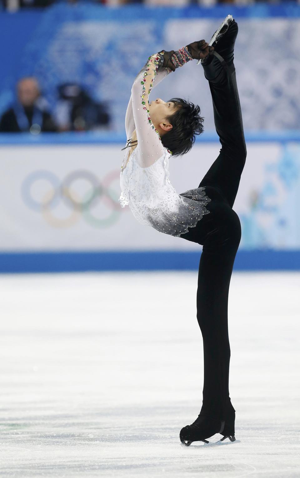 960x1530 Yuzuru Hanyu Wallpaper
