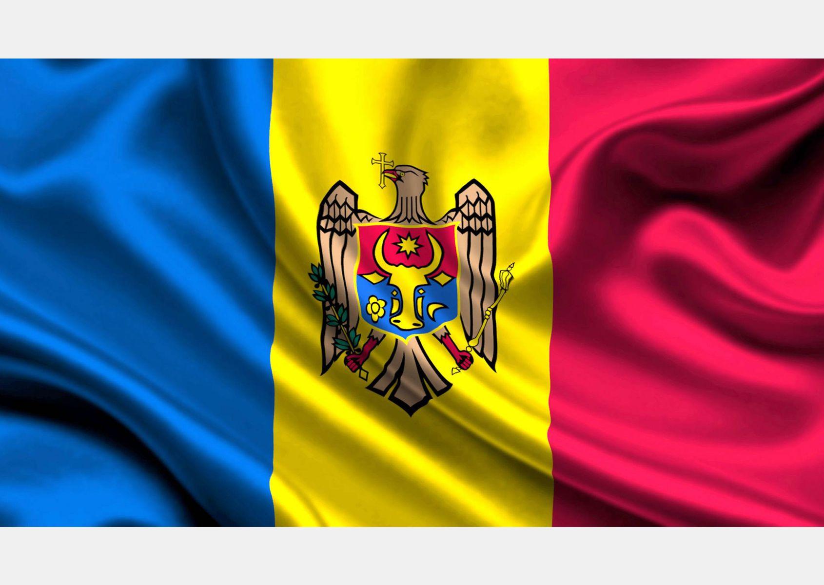 1690x1200 Wallpaper Flag of the Republic of Moldova